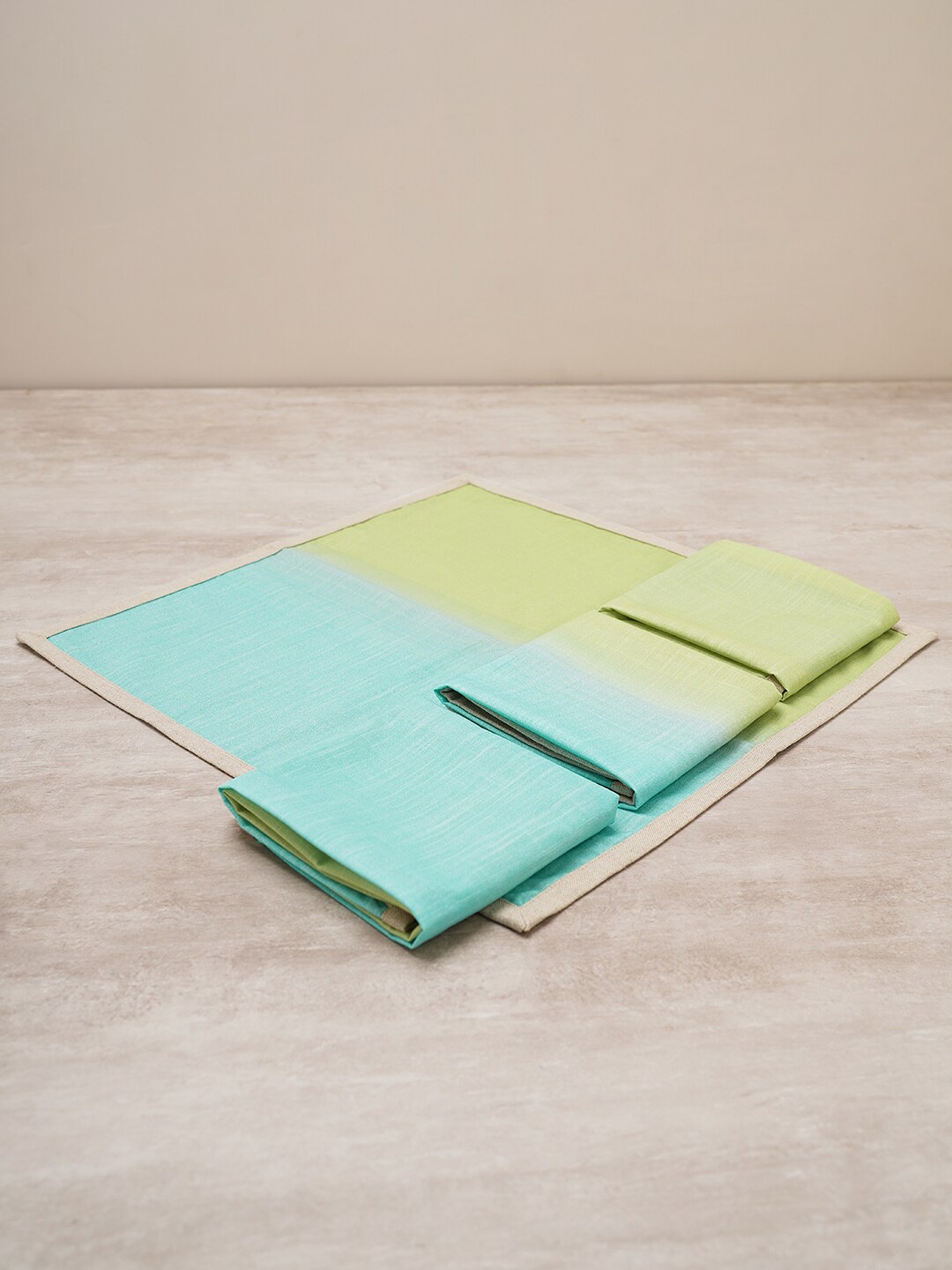 Pure Home and Living Aqua Ombre Green and Blue 4 Pieces Pure Cotton Durable Table Napkins
Pure Home and Living Aqua Ombre Green and Blue 4 Pieces Pure Cotton Durable Table Napkins