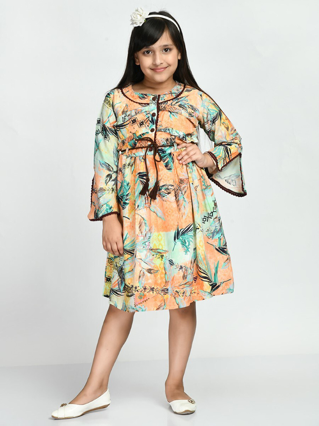 Bella Moda Girls Floral Printed Flared Sleeves Pure Cotton Fit & Flare Dress, Peach
Bella Moda Girls Floral Printed Flared Sleeves Pure Cotton Fit & Flare Dress, Peach