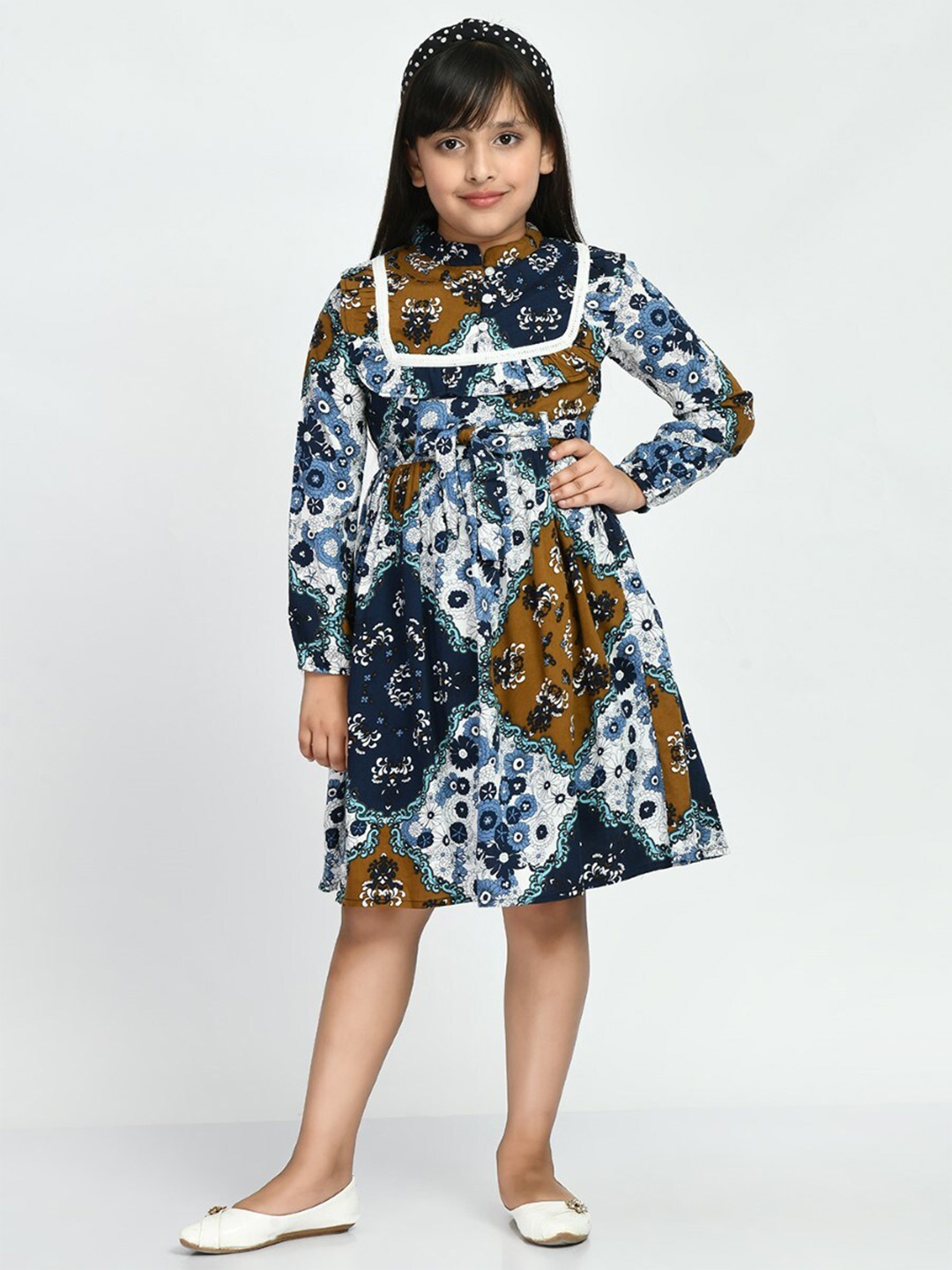 Bella Moda Girls Floral Printed Ruffled Pure Cotton Fit & Flare Dress With Belt, Blue
Bella Moda Girls Floral Printed Ruffled Pure Cotton Fit & Flare Dress With Belt, Blue
