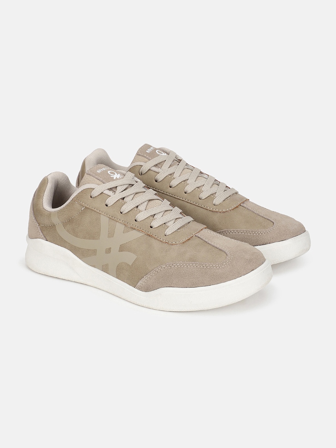 United Colors of Benetton Men Contrast Sole Lightweight Sneakers, Beige
