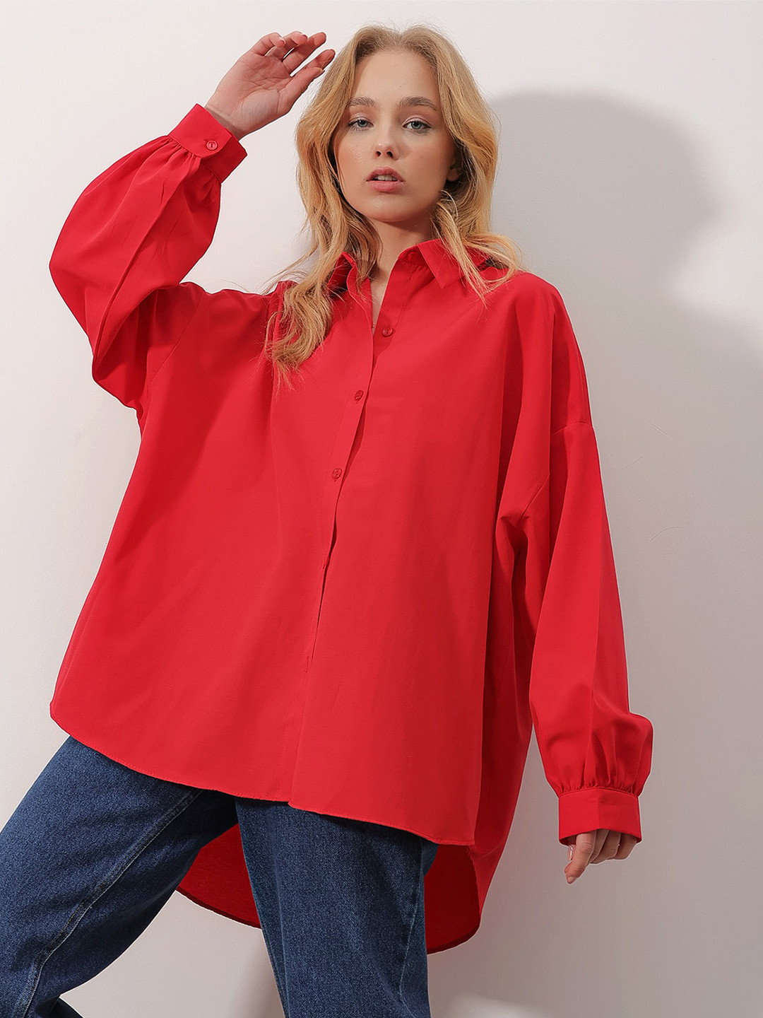 Trend Alacati stili Opaque Casual Shirt, Red
Trend Alacati stili Opaque Casual Shirt, Red