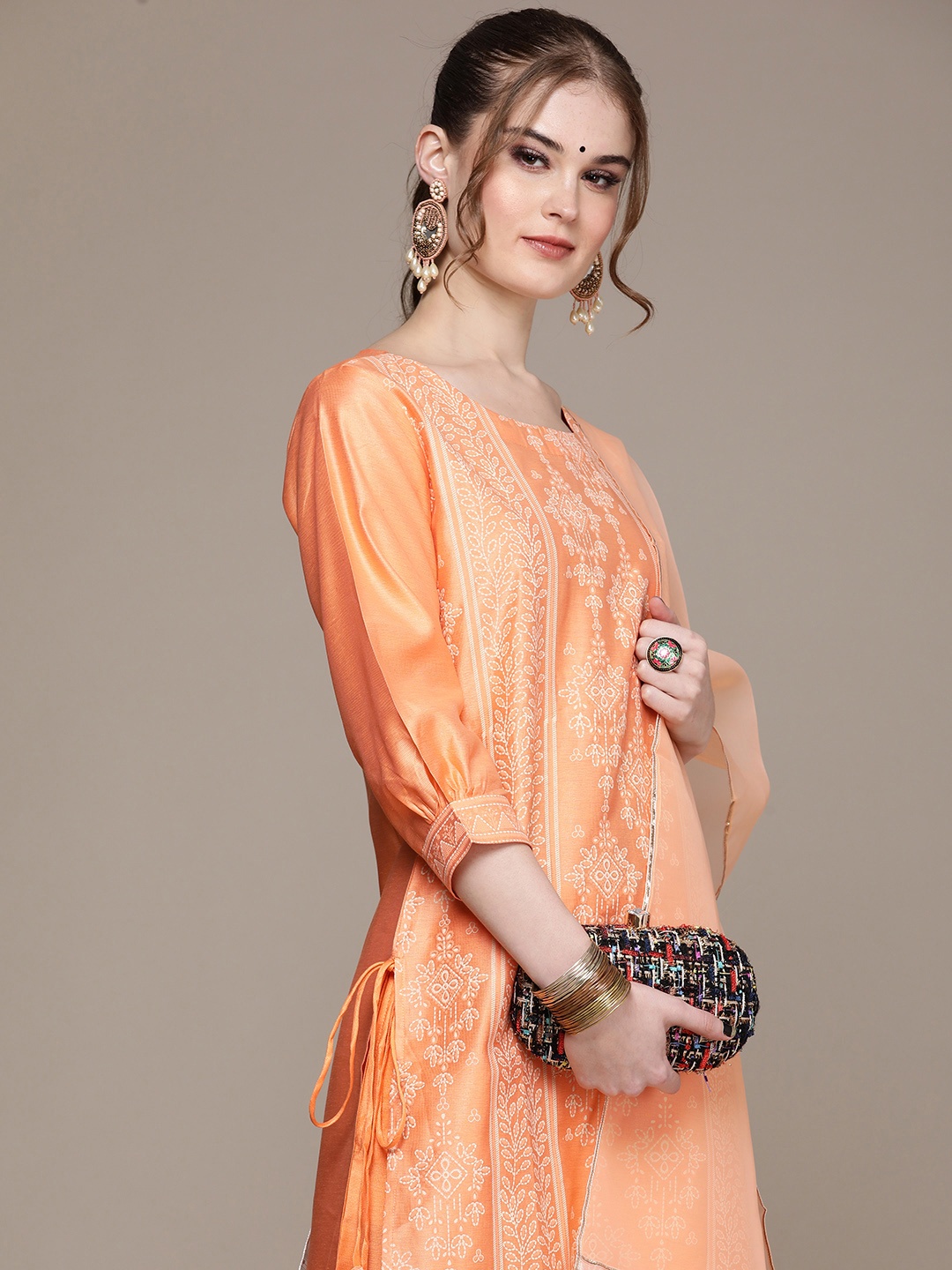 Anouk Women Floral Printed Regular Chanderi Silk Kurta with Palazzos & With Dupatta, Peach
Anouk Women Floral Printed Regular Chanderi Silk Kurta with Palazzos & With Dupatta, Peach