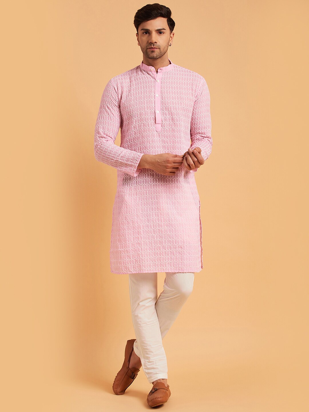 SOJANYA Mandarin Collar Ethnic Motifs Embroidered Thread Work Pure Cotton Kurta, Pink
SOJANYA Mandarin Collar Ethnic Motifs Embroidered Thread Work Pure Cotton Kurta, Pink