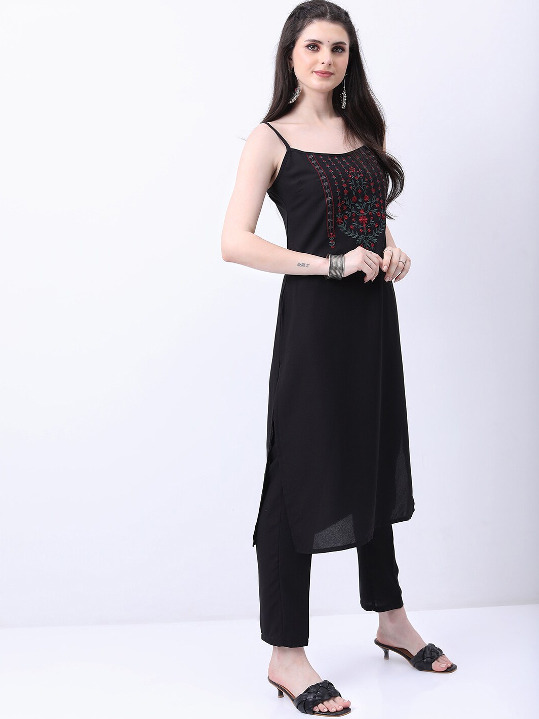 KETCH Shoulder Straps Floral Embroidered Thread Work Kurta with Trousers & With Dupatta, Black
KETCH Shoulder Straps Floral Embroidered Thread Work Kurta with Trousers & With Dupatta, Black