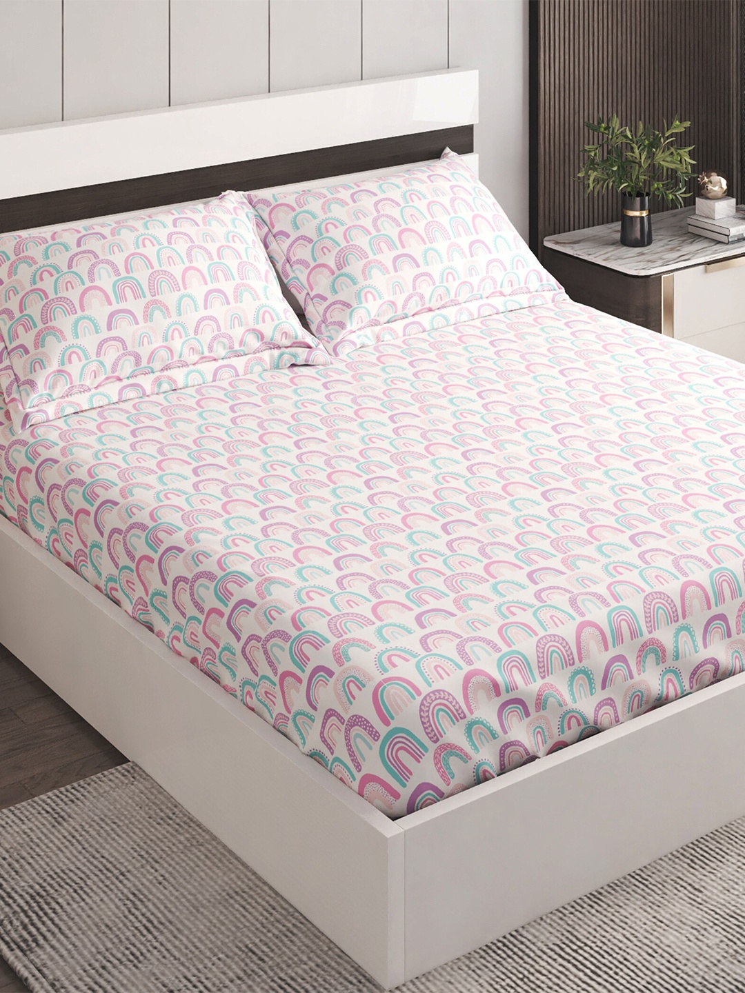 Home Centre Pink & White Geometric Cotton 150 TC 3 Pcs Queen Bedsheet With 2 Pillow Covers
Home Centre Pink & White Geometric Cotton 150 TC 3 Pcs Queen Bedsheet With 2 Pillow Covers