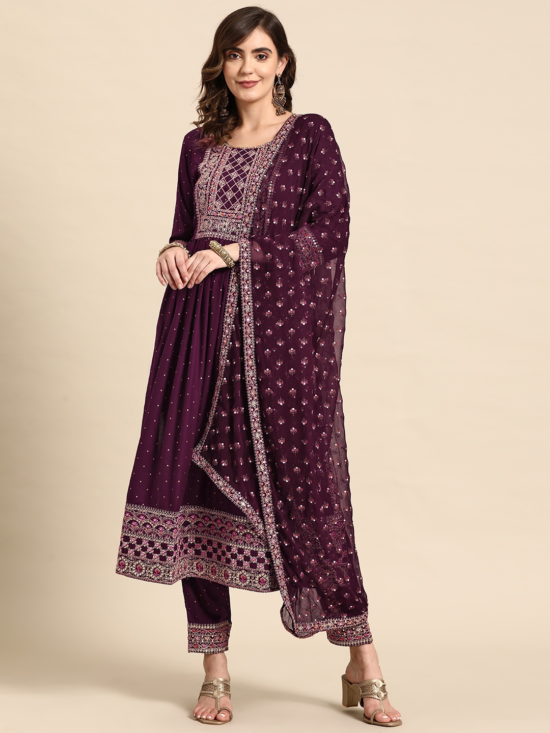 Prakhya Ethnic Motifs Embroidered Pleated Sequinned Kurta With Trousers & Dupatta, Purple
Prakhya Ethnic Motifs Embroidered Pleated Sequinned Kurta With Trousers & Dupatta, Purple
