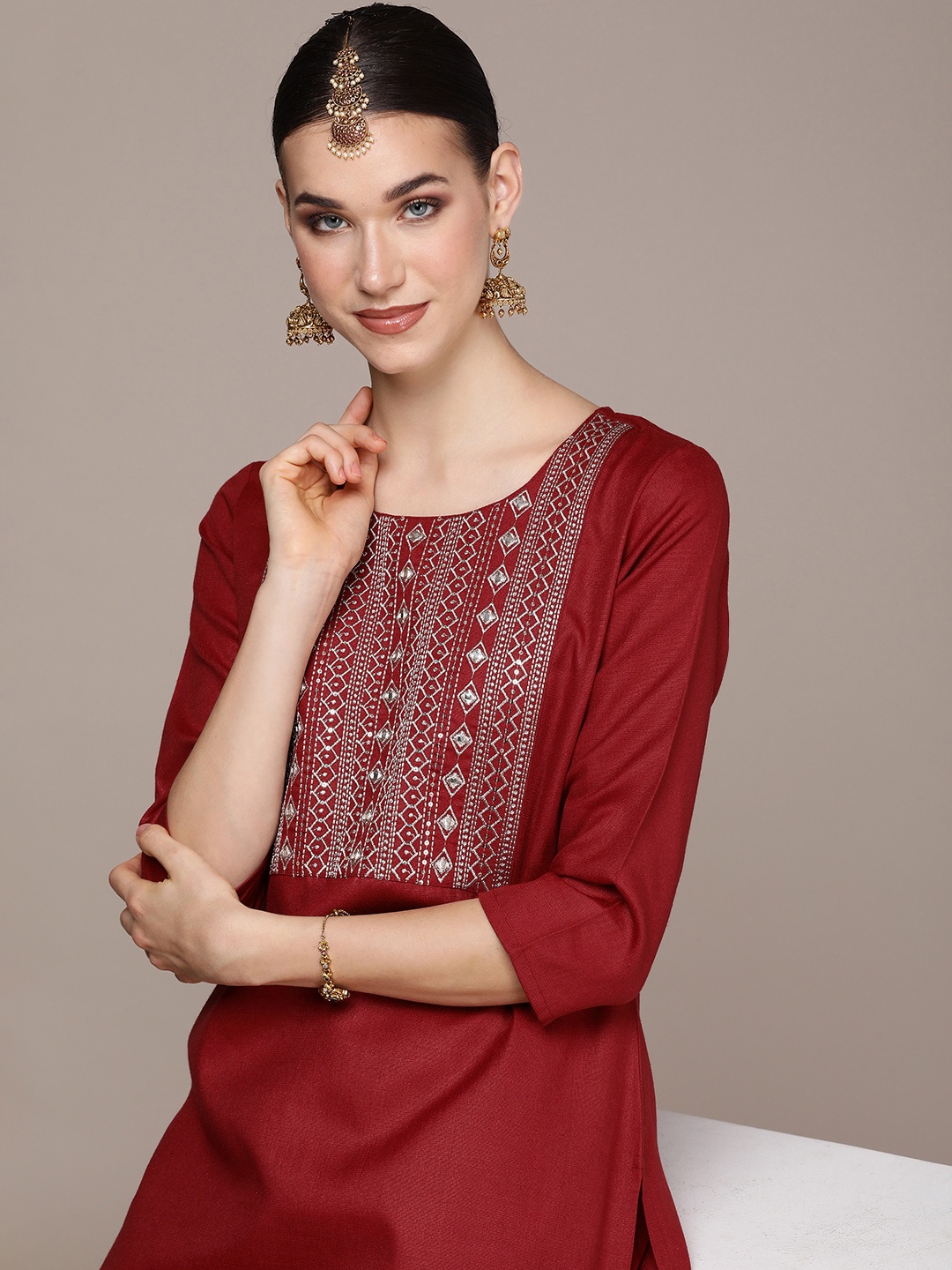 Anouk Ethnic Motifs Embroidered Regular Sequinned Pure Cotton Kurta With Trousers, Maroon
Anouk Ethnic Motifs Embroidered Regular Sequinned Pure Cotton Kurta With Trousers, Maroon