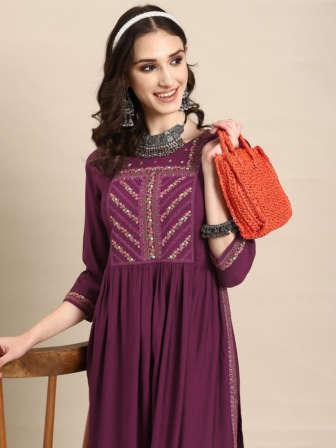Sangria Women Floral Yoke Design Embroidered Sequinned Kurta with Trousers, Burgundy
Sangria Women Floral Yoke Design Embroidered Sequinned Kurta with Trousers, Burgundy