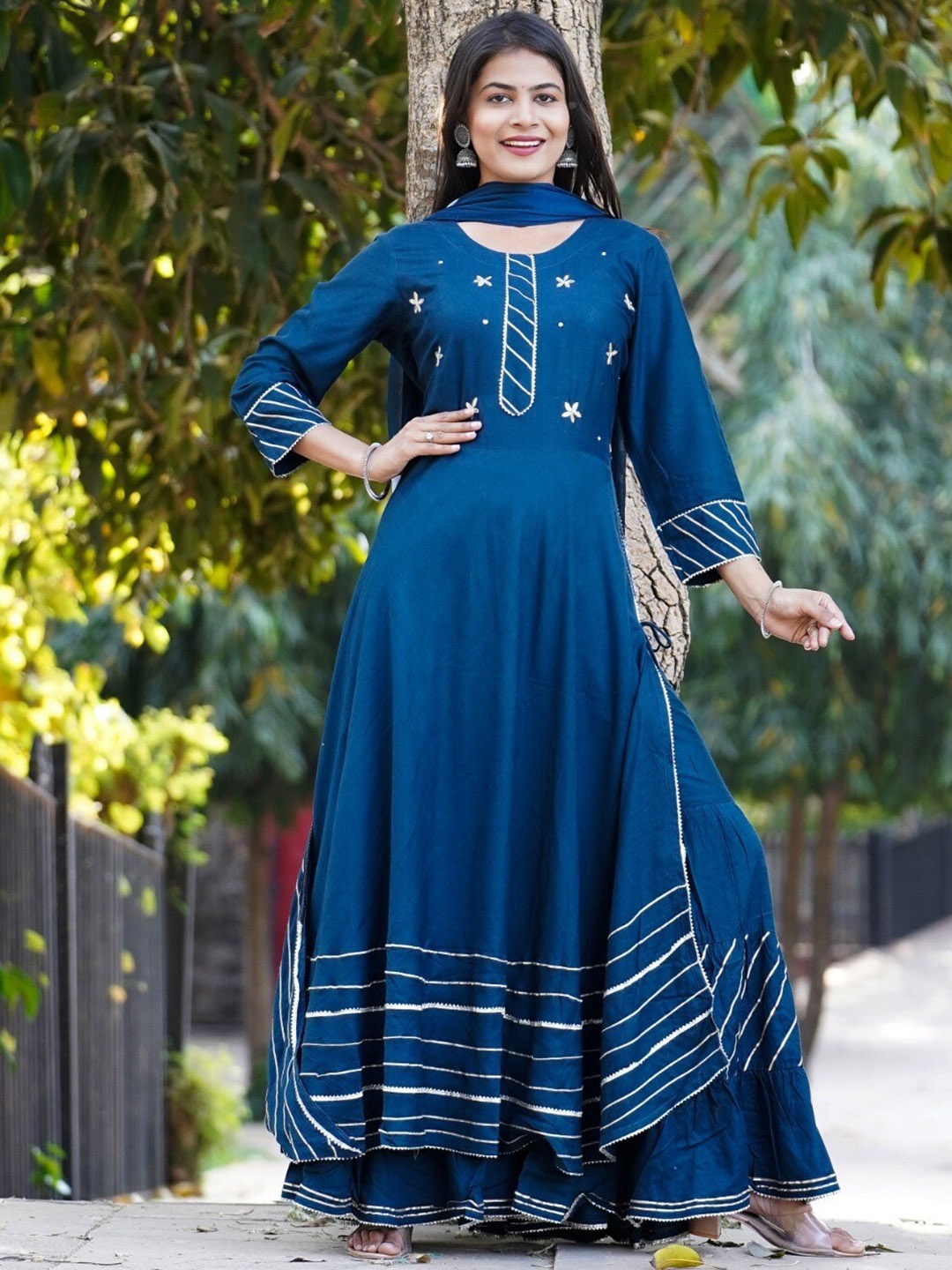 Kesarya Floral Embroidered A-Line Gotta Patti Kurta With Sharara & Dupatta, Navy blue
Kesarya Floral Embroidered A-Line Gotta Patti Kurta With Sharara & Dupatta, Navy blue