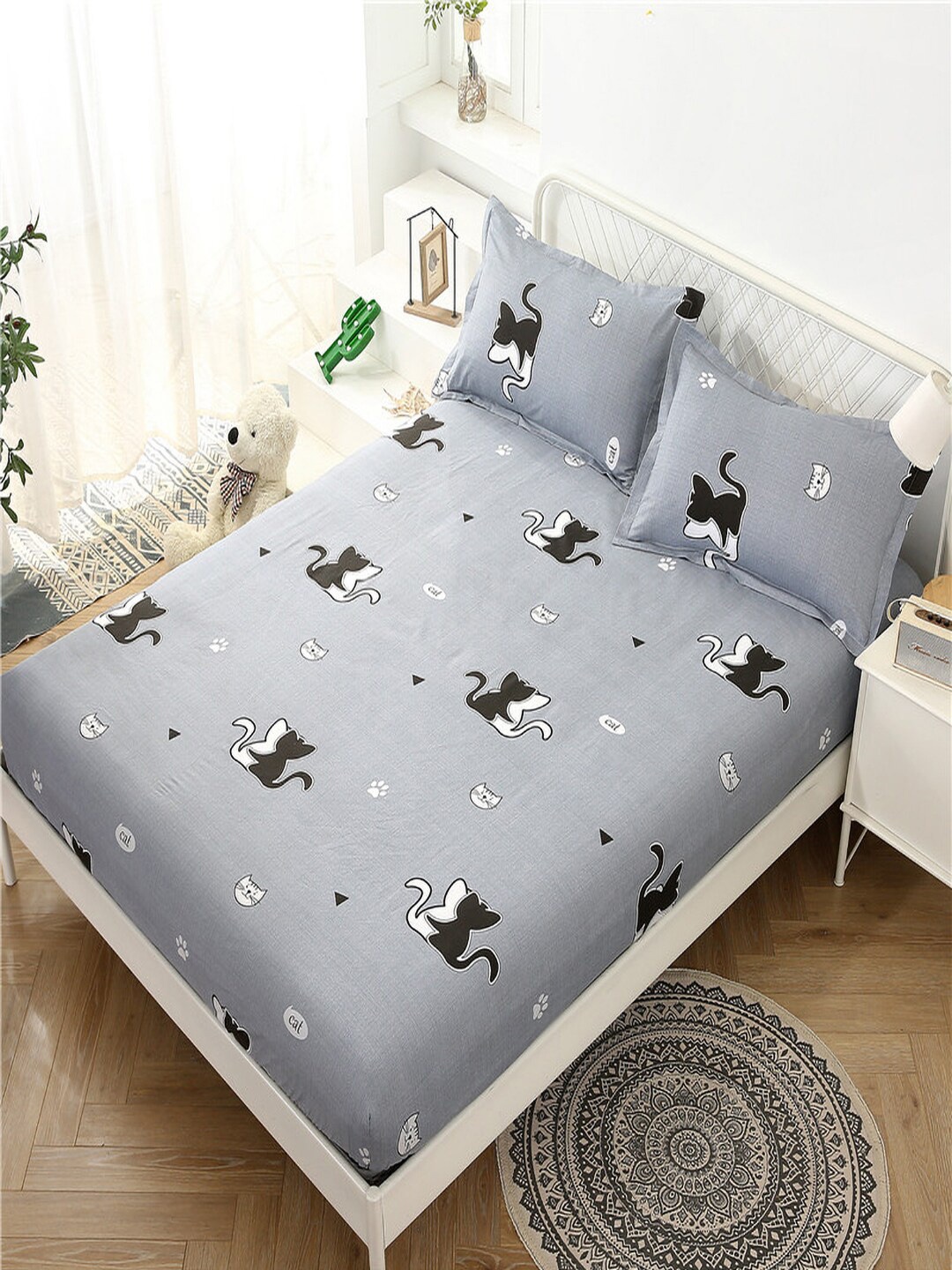 JC Collection Grey Cartoon Characters 140 TC Fitted King Bedsheet with 2 Pillow Covers
JC Collection Grey Cartoon Characters 140 TC Fitted King Bedsheet with 2 Pillow Covers