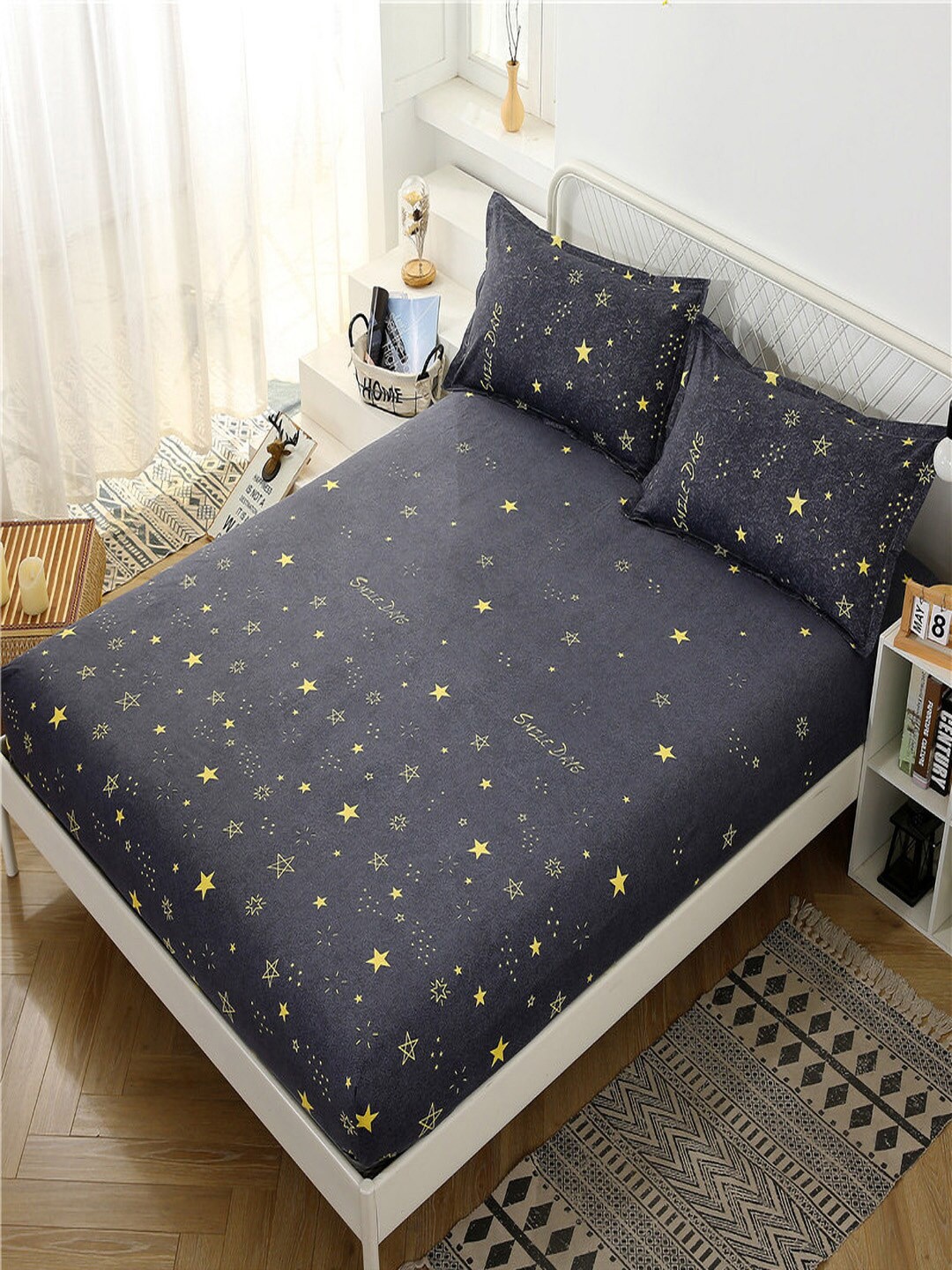JC Collection Black & Yellow Conversational 140 TC Fitted King Bedsheet & 2 Pillow Covers
JC Collection Black & Yellow Conversational 140 TC Fitted King Bedsheet & 2 Pillow Covers