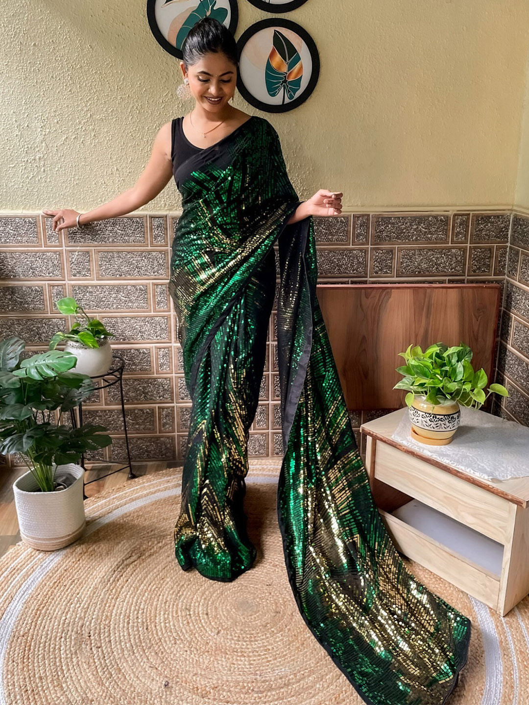 Mitera Green & Gold-Toned Embellished Sequinned Saree
Mitera Green & Gold-Toned Embellished Sequinned Saree