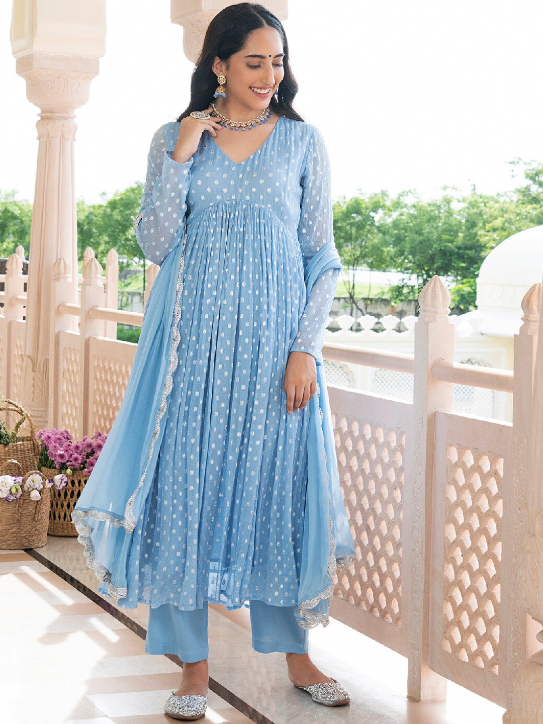 EverBloom Geometric Self Design Pleated Anarkali Kurta with Trousers & Dupatta, Blue
EverBloom Geometric Self Design Pleated Anarkali Kurta with Trousers & Dupatta, Blue