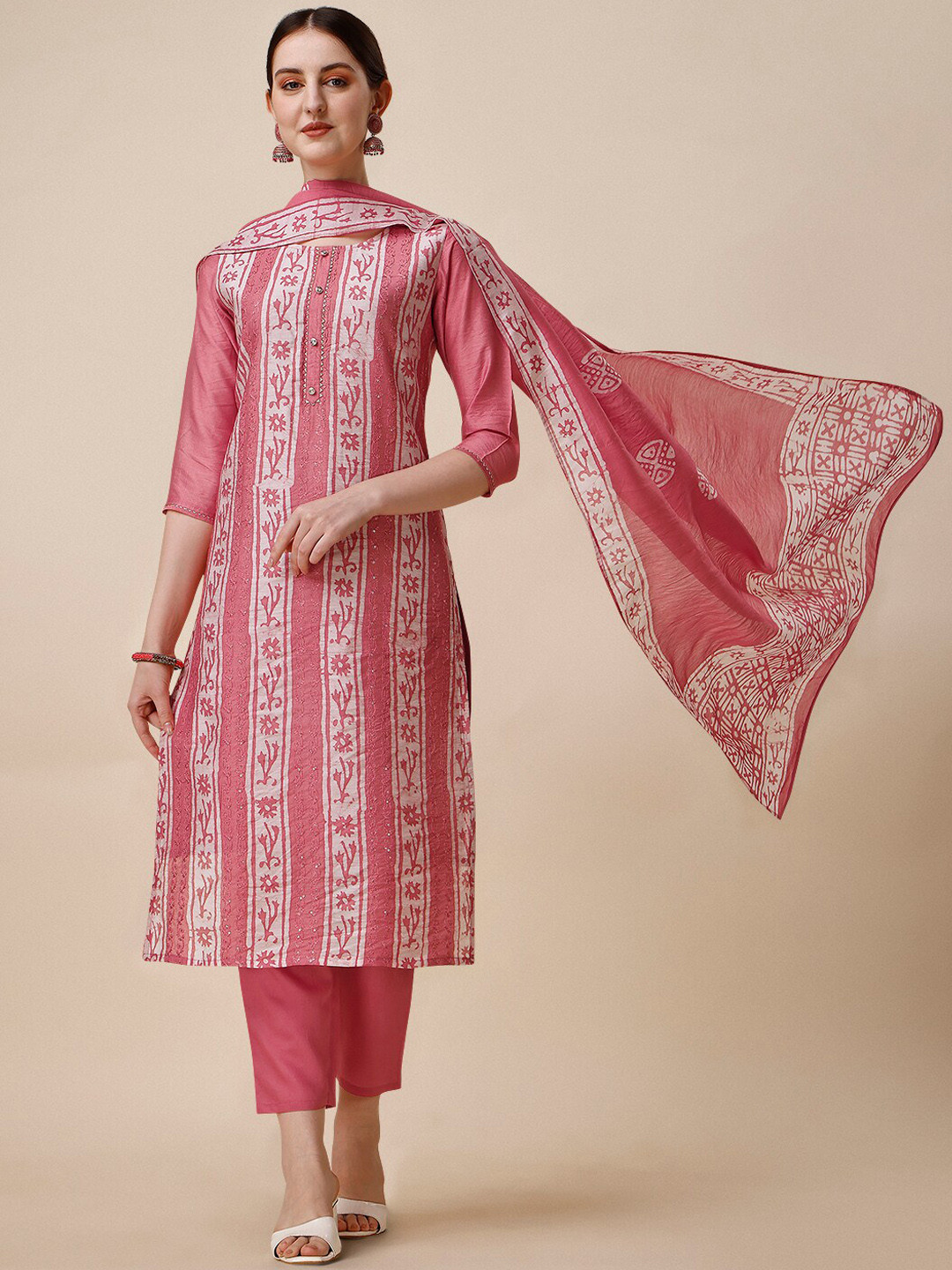 Berrylicious Ethnic Motifs Printed Chanderi Cotton Kurta With Trousers & Dupatta, Pink
Berrylicious Ethnic Motifs Printed Chanderi Cotton Kurta With Trousers & Dupatta, Pink
