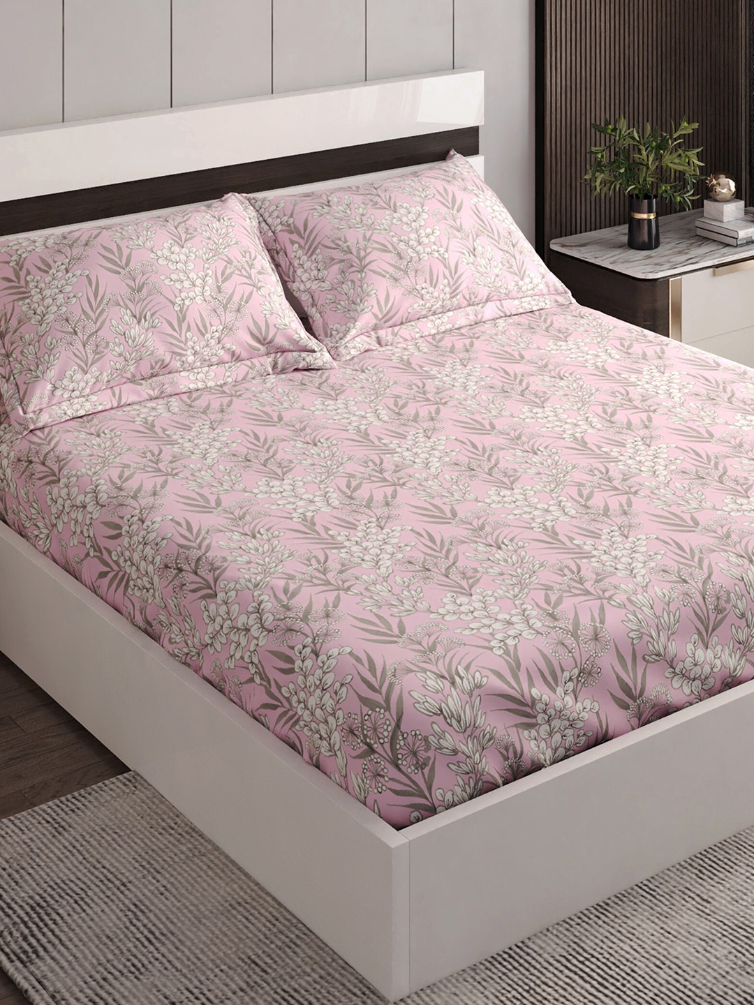 Home Centre Pink & White Floral 144 TC Cotton Fitted Queen Bedsheet & 2 Pillow Covers
Home Centre Pink & White Floral 144 TC Cotton Fitted Queen Bedsheet & 2 Pillow Covers