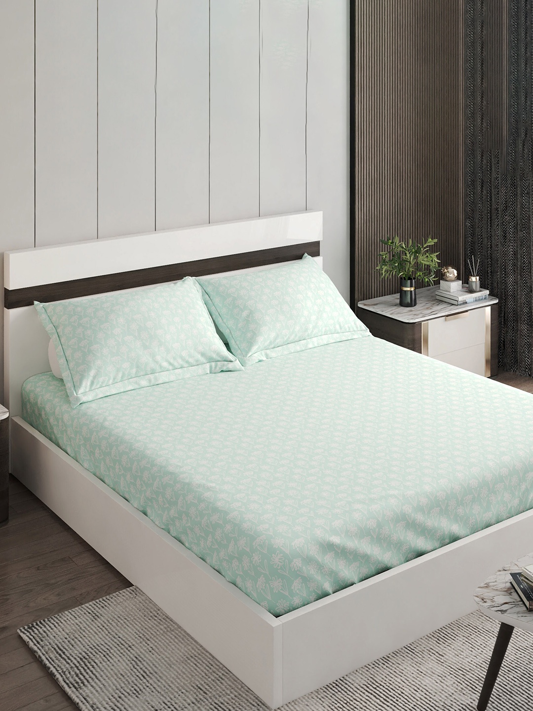 Home Centre Blue & White Floral 144 TC Fitted Cotton Queen Bedsheet with 2 Pillow Covers, Turquoise blue
Home Centre Blue & White Floral 144 TC Fitted Cotton Queen Bedsheet with 2 Pillow Covers, Turquoise blue