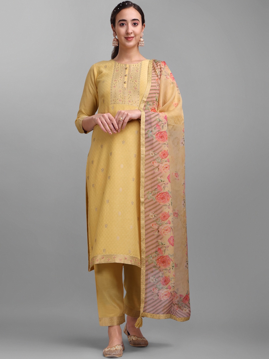 Seerat Ethnic Motifs Woven Design Sequined Bead Work Kurta with Trousers & Dupatta, Yellow
Seerat Ethnic Motifs Woven Design Sequined Bead Work Kurta with Trousers & Dupatta, Yellow