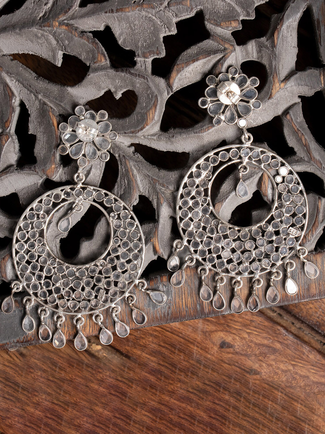 Shyle 925 Sterling Silver Classic Drop Earrings
Shyle 925 Sterling Silver Classic Drop Earrings