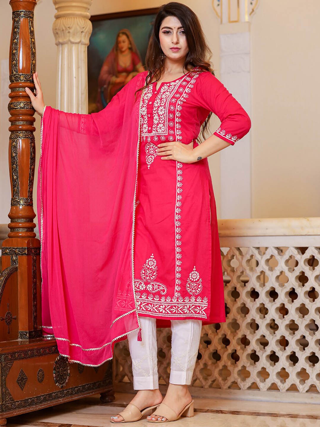 KAAJH Floral Embroidered Chikankari Pure Cotton Kurta with Trousers & With Dupatta, Pink
KAAJH Floral Embroidered Chikankari Pure Cotton Kurta with Trousers & With Dupatta, Pink