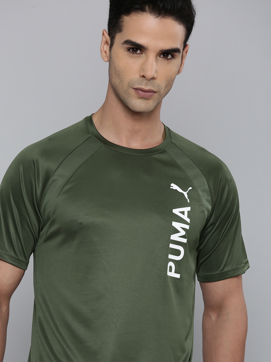 Puma FIT Ultrabreathe Round Neck Brand Logo Printed DryCELL Training Or Gym T-Shirt, Olive
Puma FIT Ultrabreathe Round Neck Brand Logo Printed DryCELL Training Or Gym T-Shirt, Olive