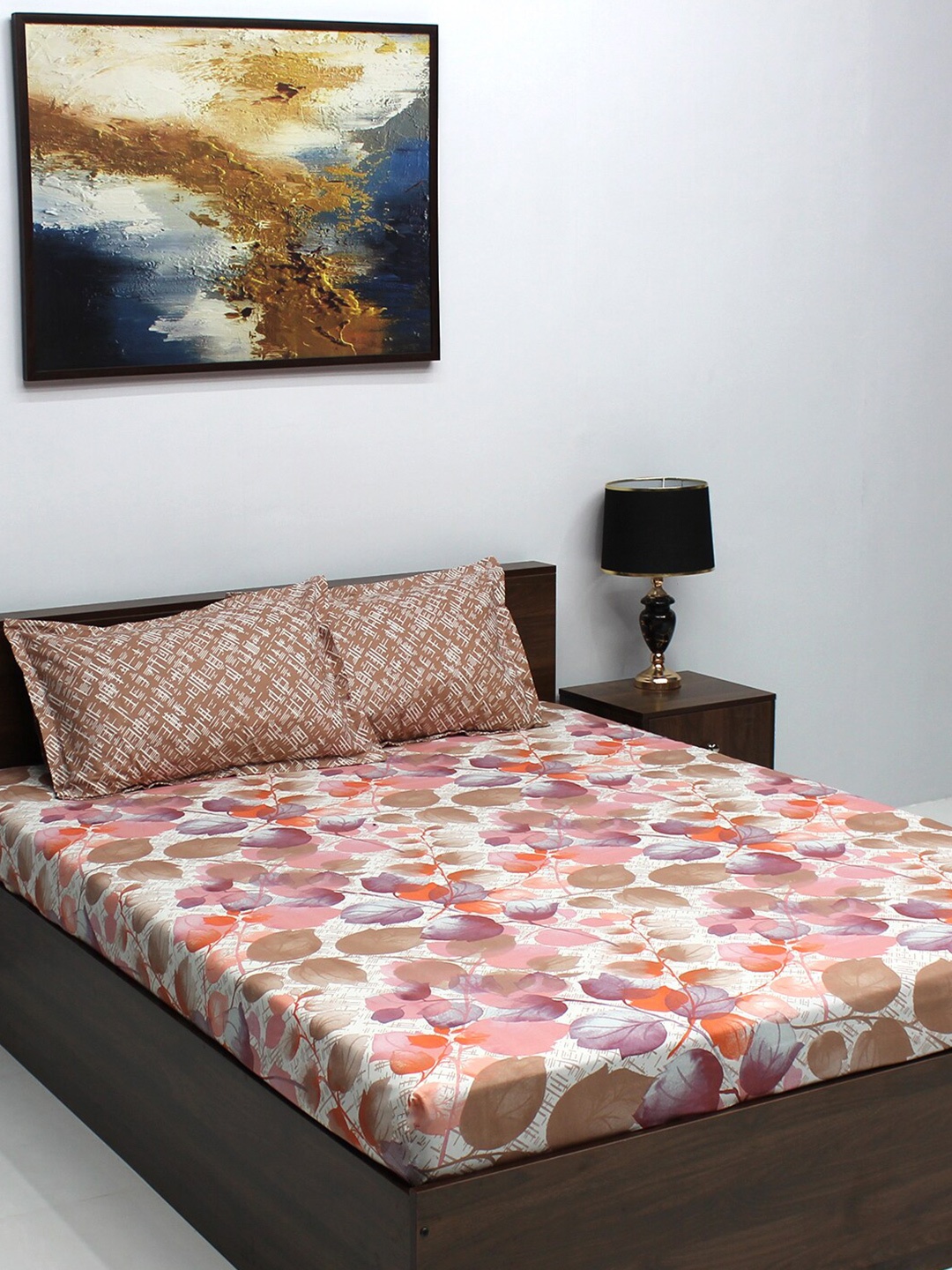 BOMBAY DYEING White & Orange Floral Cotton 140 TC King Bedsheet With 2 Pillow Covers
BOMBAY DYEING White & Orange Floral Cotton 140 TC King Bedsheet With 2 Pillow Covers