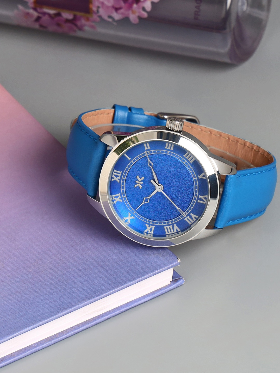 Killer Women Brass Dial & Leather Bracelet Style Straps Analogue Watch KLWI524C, Blue
Killer Women Brass Dial & Leather Bracelet Style Straps Analogue Watch KLWI524C, Blue