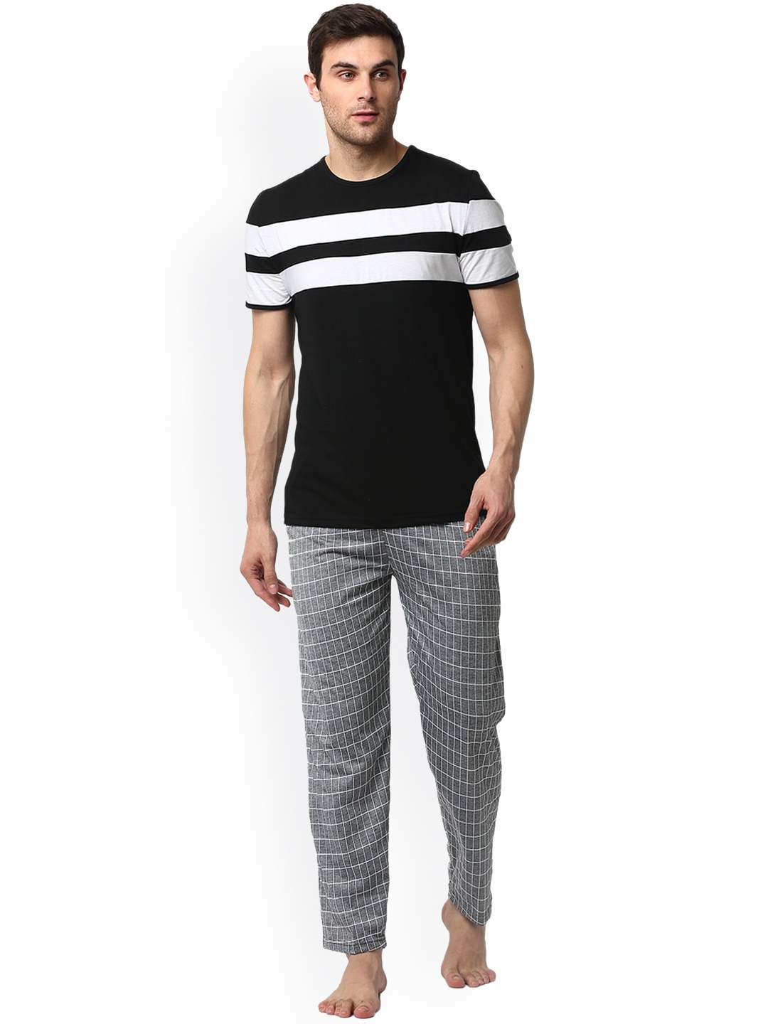 VIMAL JONNEY Men Striped T-shirt With Pyjamas Night Suit Set, Black
