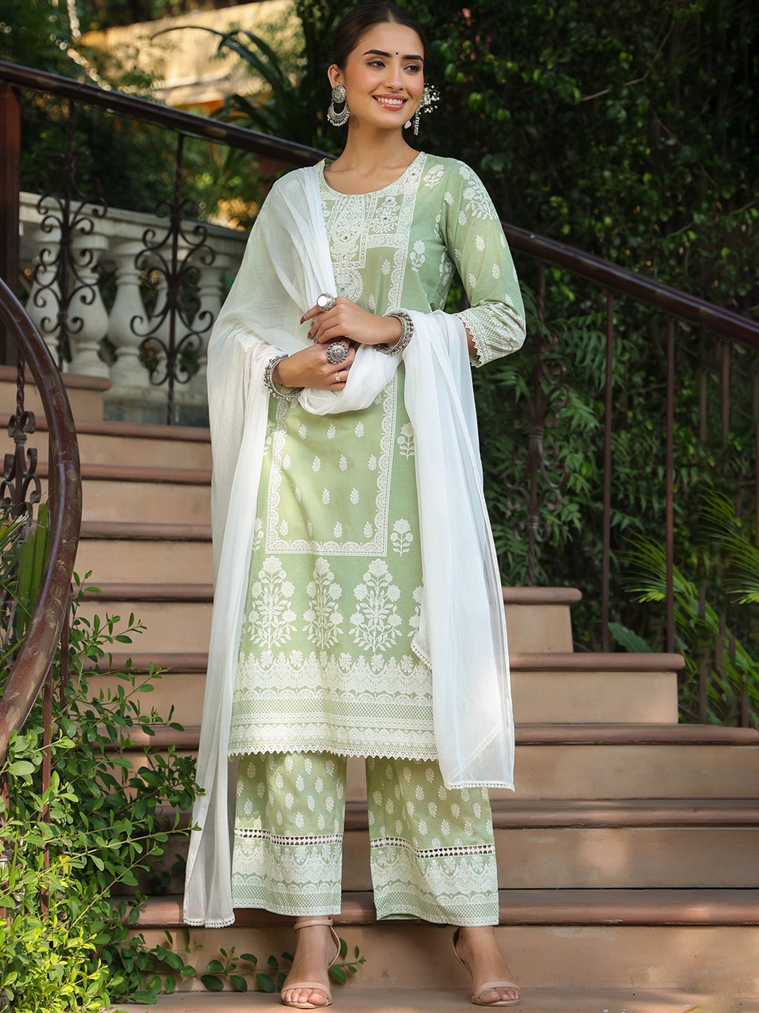 Juniper Green & White Ethnic Printed Sequinned Pure Cotton Kurta with Palazzos & Dupatta
Juniper Green & White Ethnic Printed Sequinned Pure Cotton Kurta with Palazzos & Dupatta