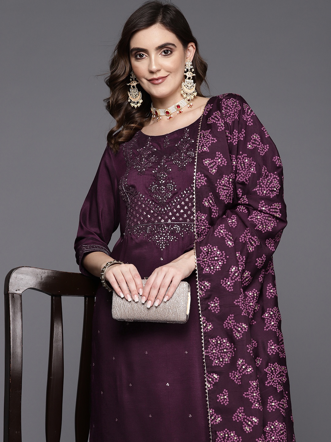 Indo Era Women Floral Yoke Design Regular Sequinned Kurta with Trousers & With Dupatta, Burgundy
Indo Era Women Floral Yoke Design Regular Sequinned Kurta with Trousers & With Dupatta, Burgundy