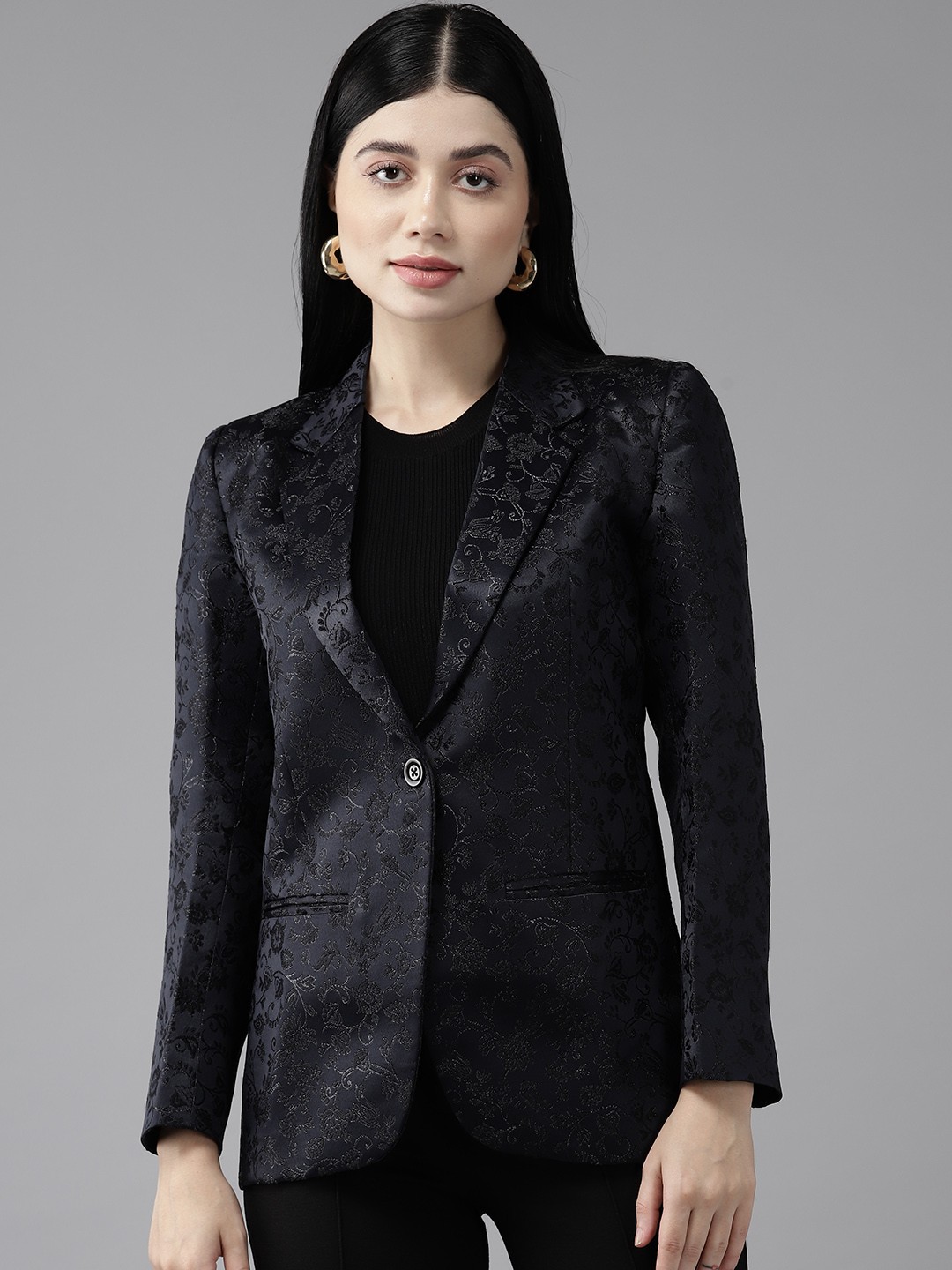 Shaftesbury London Women Single-Breasted Self Design Slim Fit Formal Blazer, Navy blue
Shaftesbury London Women Single-Breasted Self Design Slim Fit Formal Blazer, Navy blue