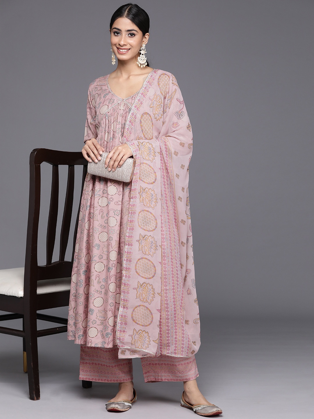 Libas Women Floral Printed Pleated Gotta Patti Kurta with Trousers & With Dupatta, Pink
Libas Women Floral Printed Pleated Gotta Patti Kurta with Trousers & With Dupatta, Pink