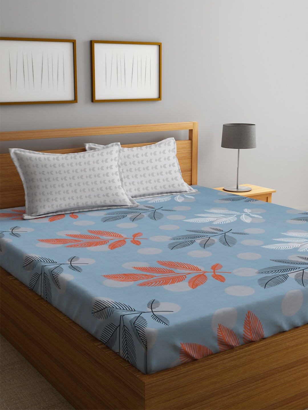 KLOTTHE Blue & Orange Printed 300TC Fitted Double King Bedsheet With 2 Pillow Covers
KLOTTHE Blue & Orange Printed 300TC Fitted Double King Bedsheet With 2 Pillow Covers