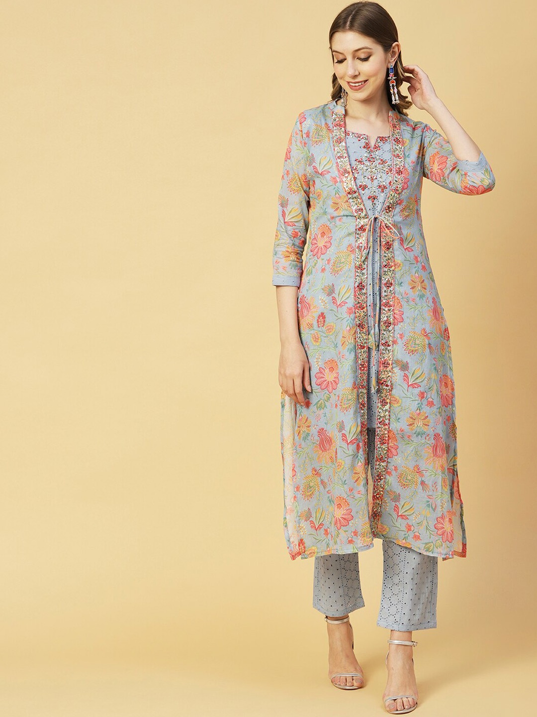 FASHOR Blue Floral Printed Regular Mirror Work Pure Cotton Kurta with Trousers with Jacket
FASHOR Blue Floral Printed Regular Mirror Work Pure Cotton Kurta with Trousers with Jacket