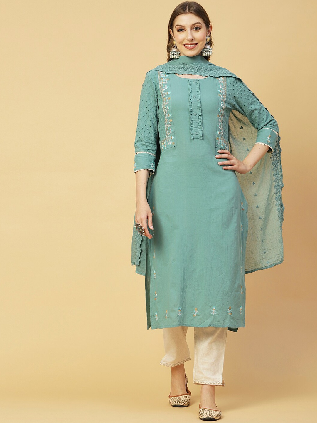 FASHOR Green Floral Embroidered Thread Work Pure Cotton Kurta with Trousers & With Dupatta
FASHOR Green Floral Embroidered Thread Work Pure Cotton Kurta with Trousers & With Dupatta