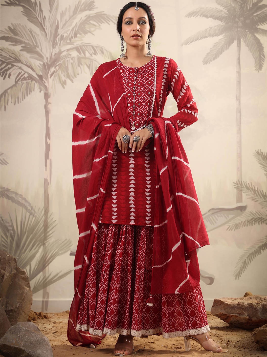 SCAKHI Geometric Printed Regular Mirror Work Pure Cotton Kurti with Sharara & With Dupatta, Red
SCAKHI Geometric Printed Regular Mirror Work Pure Cotton Kurti with Sharara & With Dupatta, Red