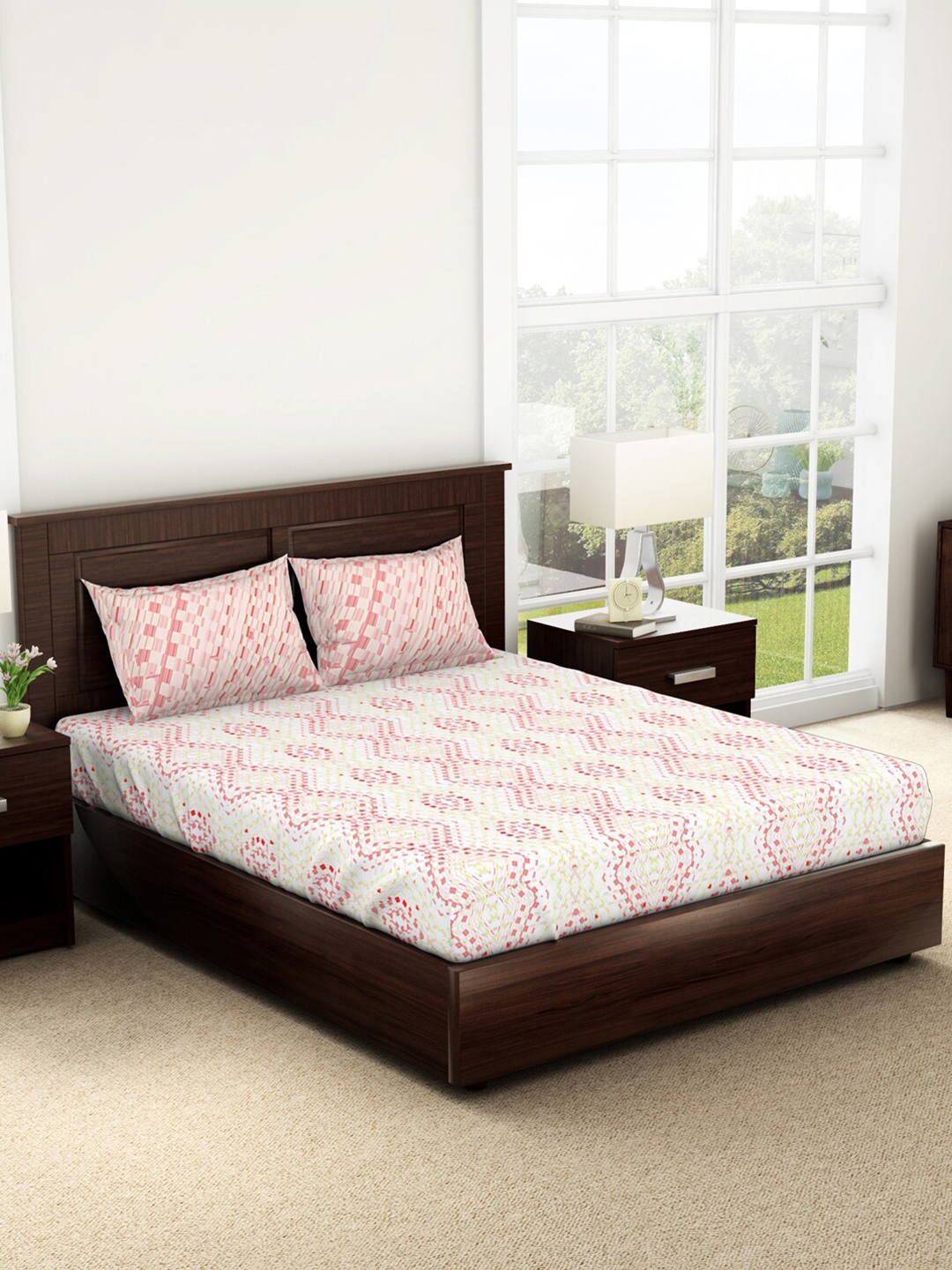 SPACES Geostance Pink & White Abstract 140 TC Cotton Queen Bedsheet & 2 Pillow Covers
SPACES Geostance Pink & White Abstract 140 TC Cotton Queen Bedsheet & 2 Pillow Covers