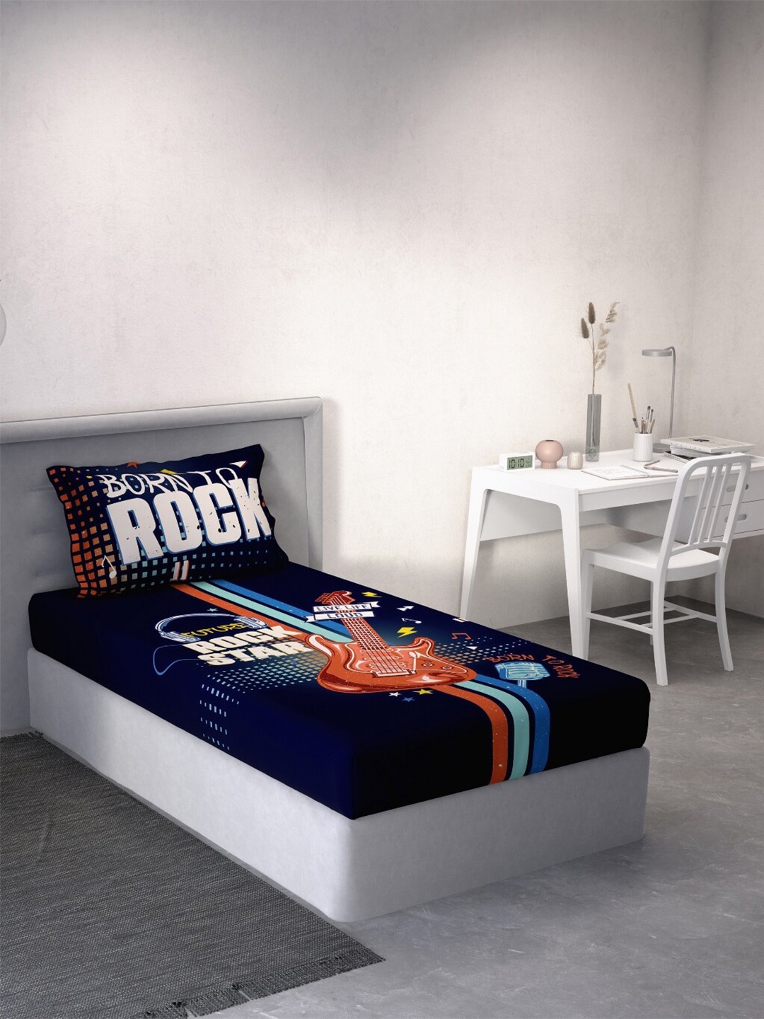 DDecor Navy Blue & Brown Cartoon Characters 140 TC Cotton Single Bedsheet & 1 Pillow Cover
DDecor Navy Blue & Brown Cartoon Characters 140 TC Cotton Single Bedsheet & 1 Pillow Cover