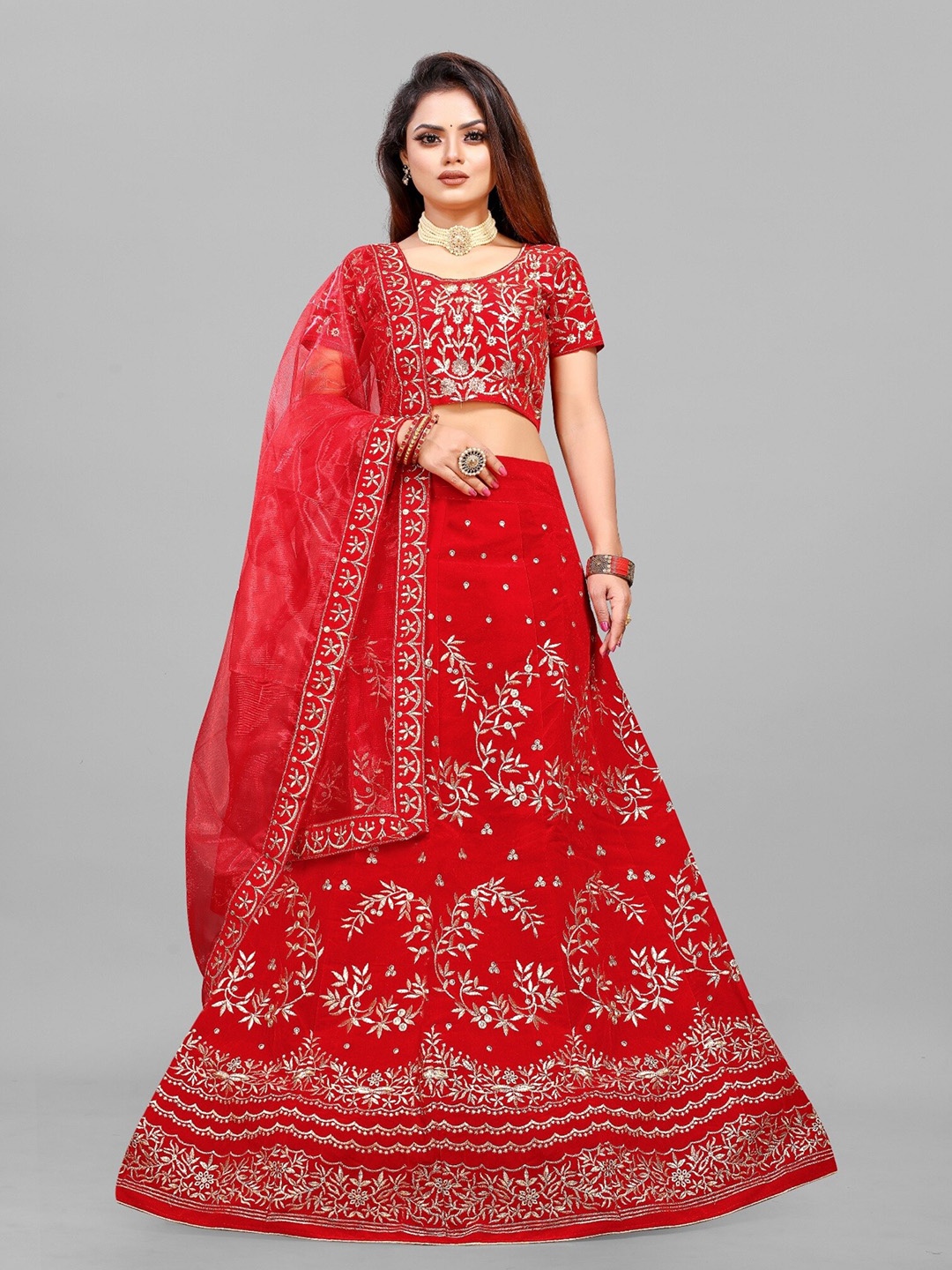 APNISHA Embroidered Thread Work Semi-Stitched Lehenga & Unstitched Blouse With Dupatta, Red
APNISHA Embroidered Thread Work Semi-Stitched Lehenga & Unstitched Blouse With Dupatta, Red