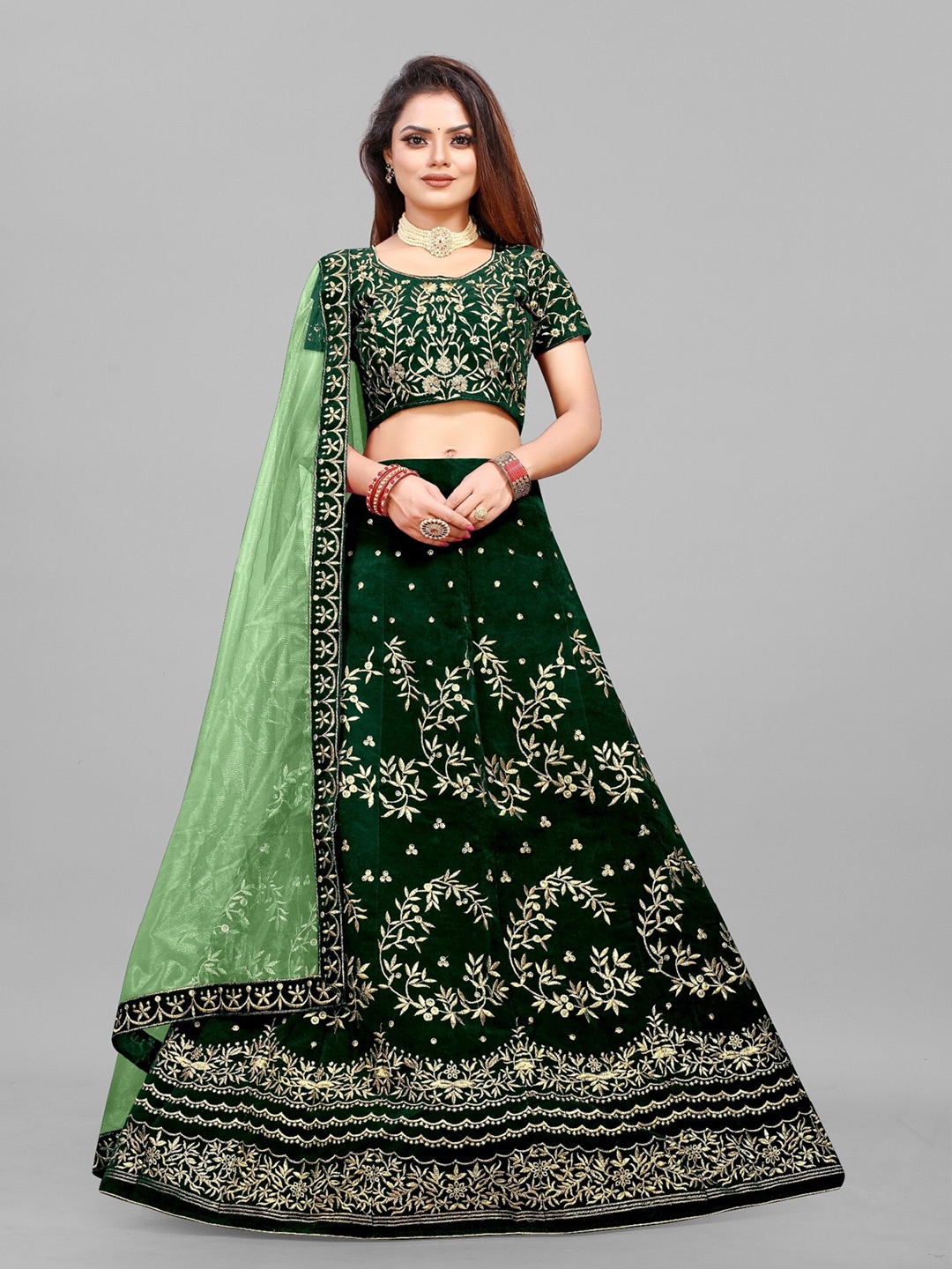 APNISHA Embroidered Thread Work Semi-Stitched Lehenga & Unstitched Blouse With Dupatta, Green
APNISHA Embroidered Thread Work Semi-Stitched Lehenga & Unstitched Blouse With Dupatta, Green
