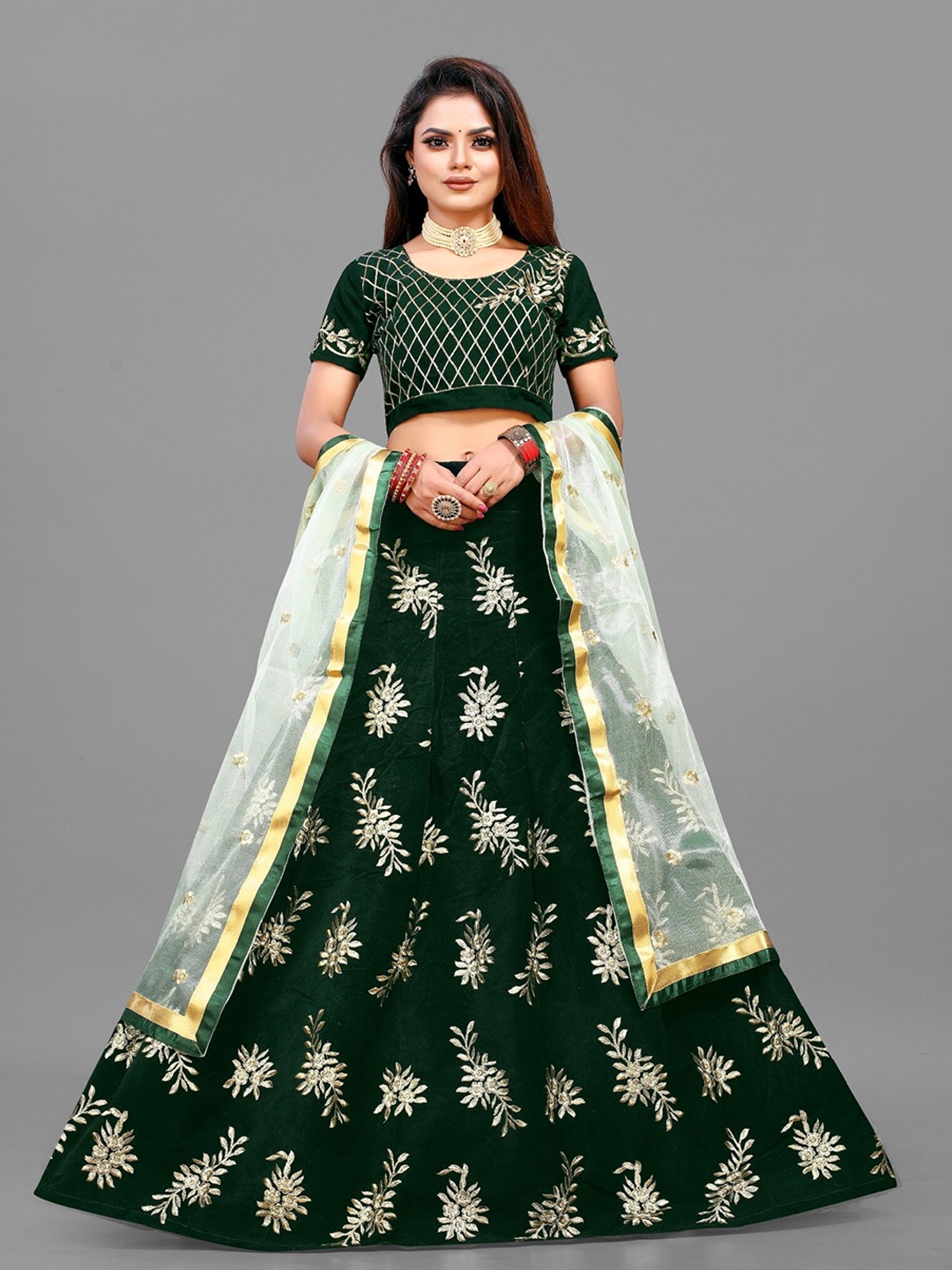 APNISHA Embroidered Thread Work Semi-Stitched Lehenga & Unstitched Blouse With Dupatta, Green
APNISHA Embroidered Thread Work Semi-Stitched Lehenga & Unstitched Blouse With Dupatta, Green