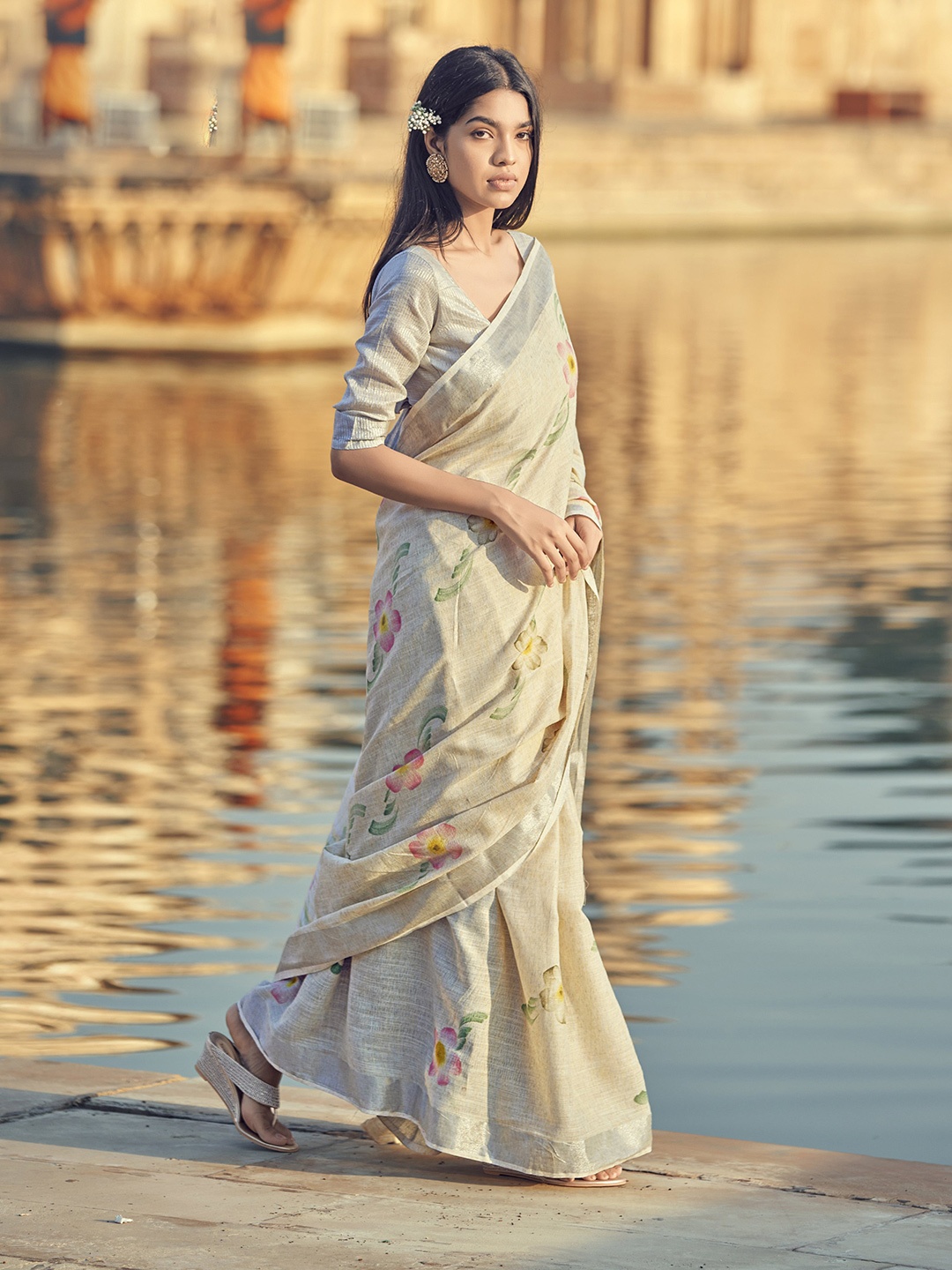 DIVASTRI Floral Printed Zari Pure Linen Bhagalpuri Saree, Beige