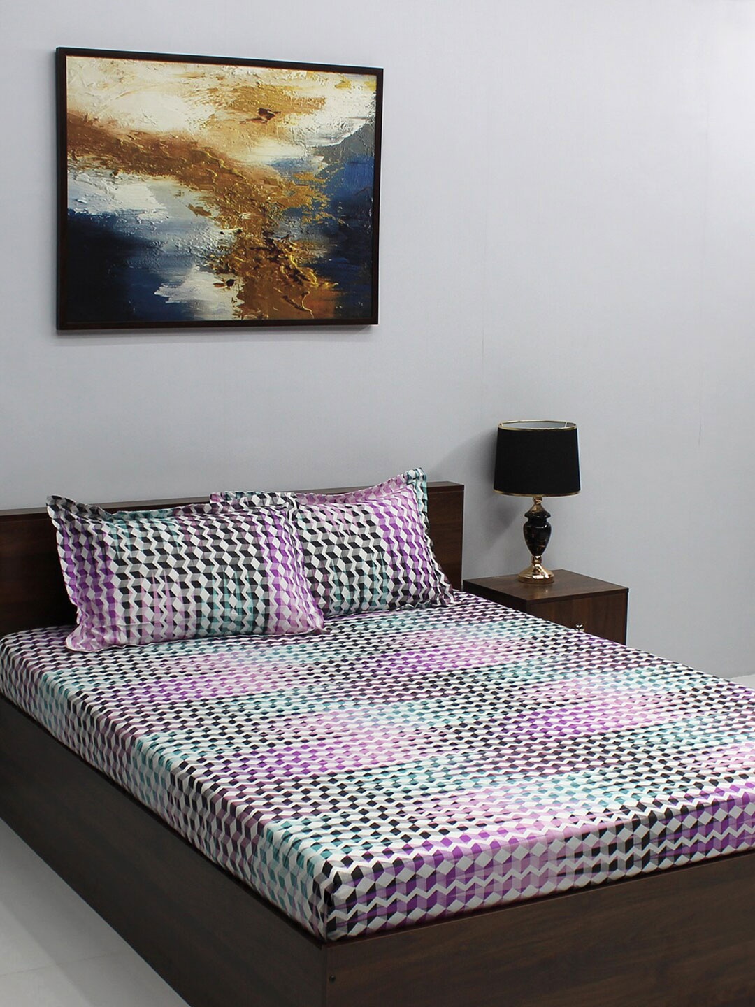 BOMBAY DYEING Florentine Purple Geometric Cotton 144 TC King Bedsheet & 2 Pillow Covers
BOMBAY DYEING Florentine Purple Geometric Cotton 144 TC King Bedsheet & 2 Pillow Covers