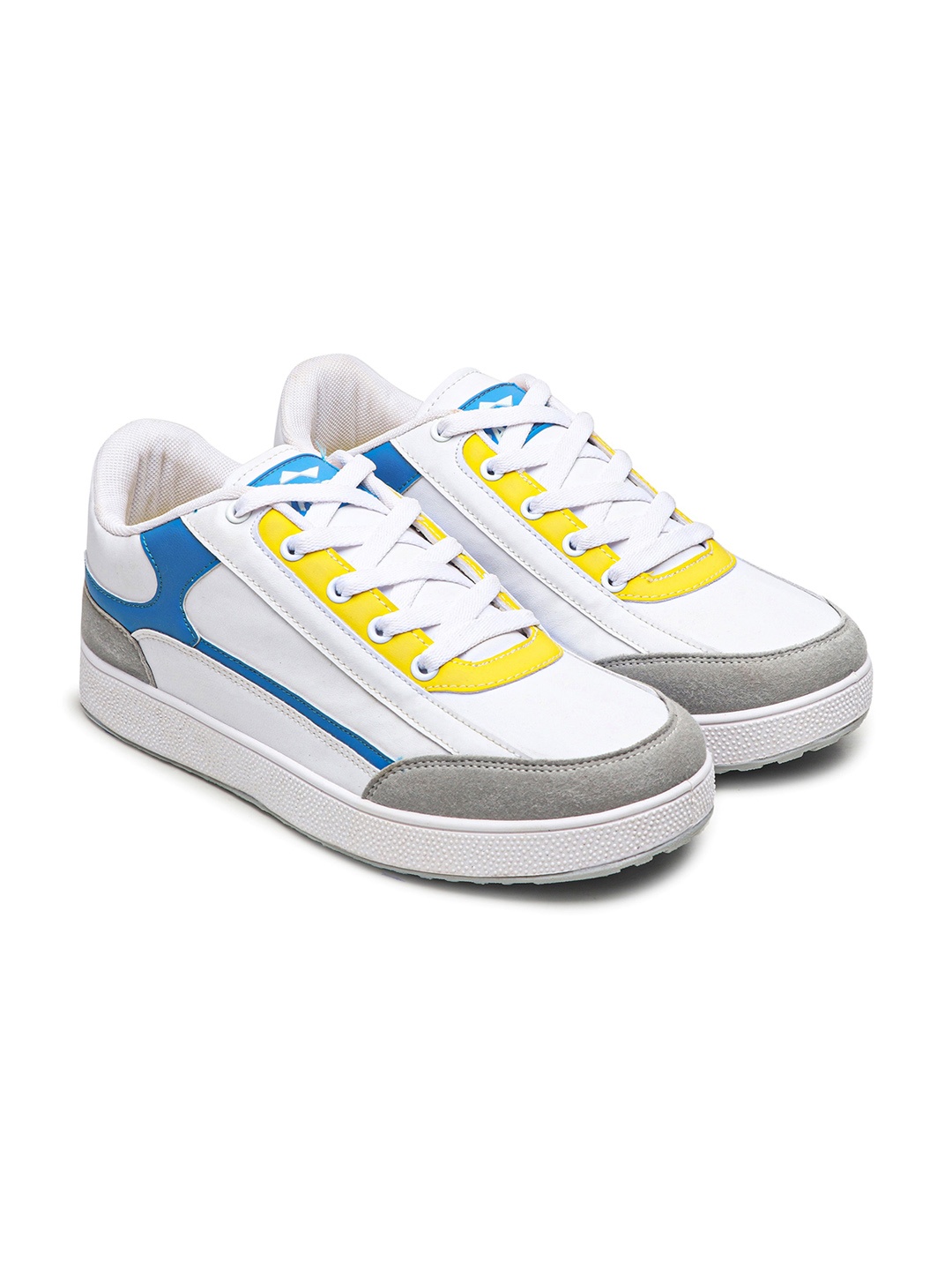 ZAYDN Men Colourblocked Water Repellent Upper And Memory Foam Insole Sneakers, White
ZAYDN Men Colourblocked Water Repellent Upper And Memory Foam Insole Sneakers, White
