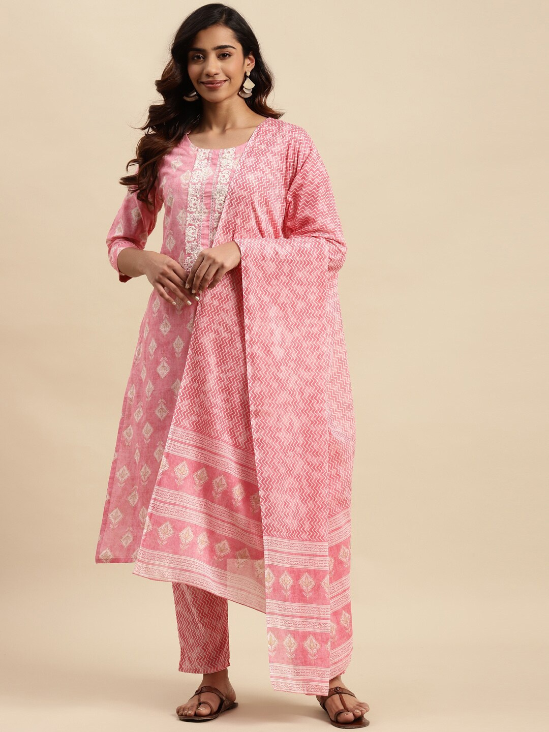 Sangria Ethnic Motifs Printed Thread Work Pure Cotton Kurta With Trouser & Dupatta, Pink
Sangria Ethnic Motifs Printed Thread Work Pure Cotton Kurta With Trouser & Dupatta, Pink