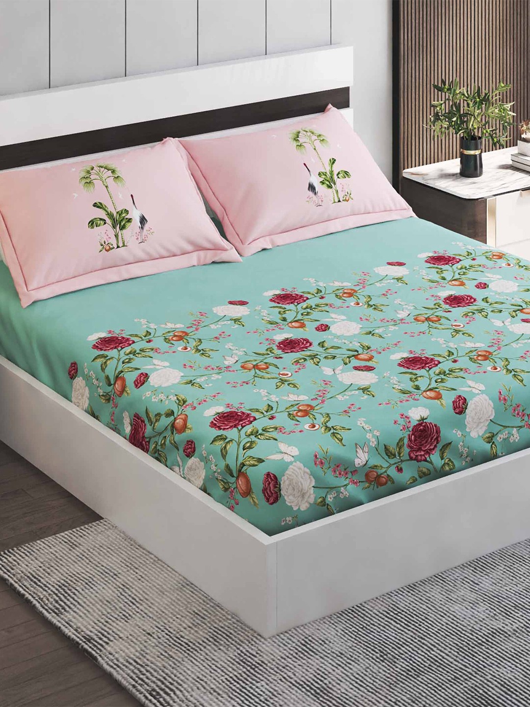 Home Centre Medley Hoovu Blue Floral 180 TC Cotton King Bedsheet with 2 Pillow Covers
Home Centre Medley Hoovu Blue Floral 180 TC Cotton King Bedsheet with 2 Pillow Covers