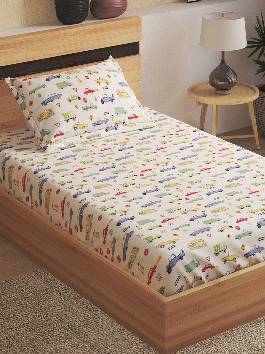 Home Centre Slate White & Yellow Conversational 150 TC Single Bedsheet & 1 Pillow Cover
Home Centre Slate White & Yellow Conversational 150 TC Single Bedsheet & 1 Pillow Cover