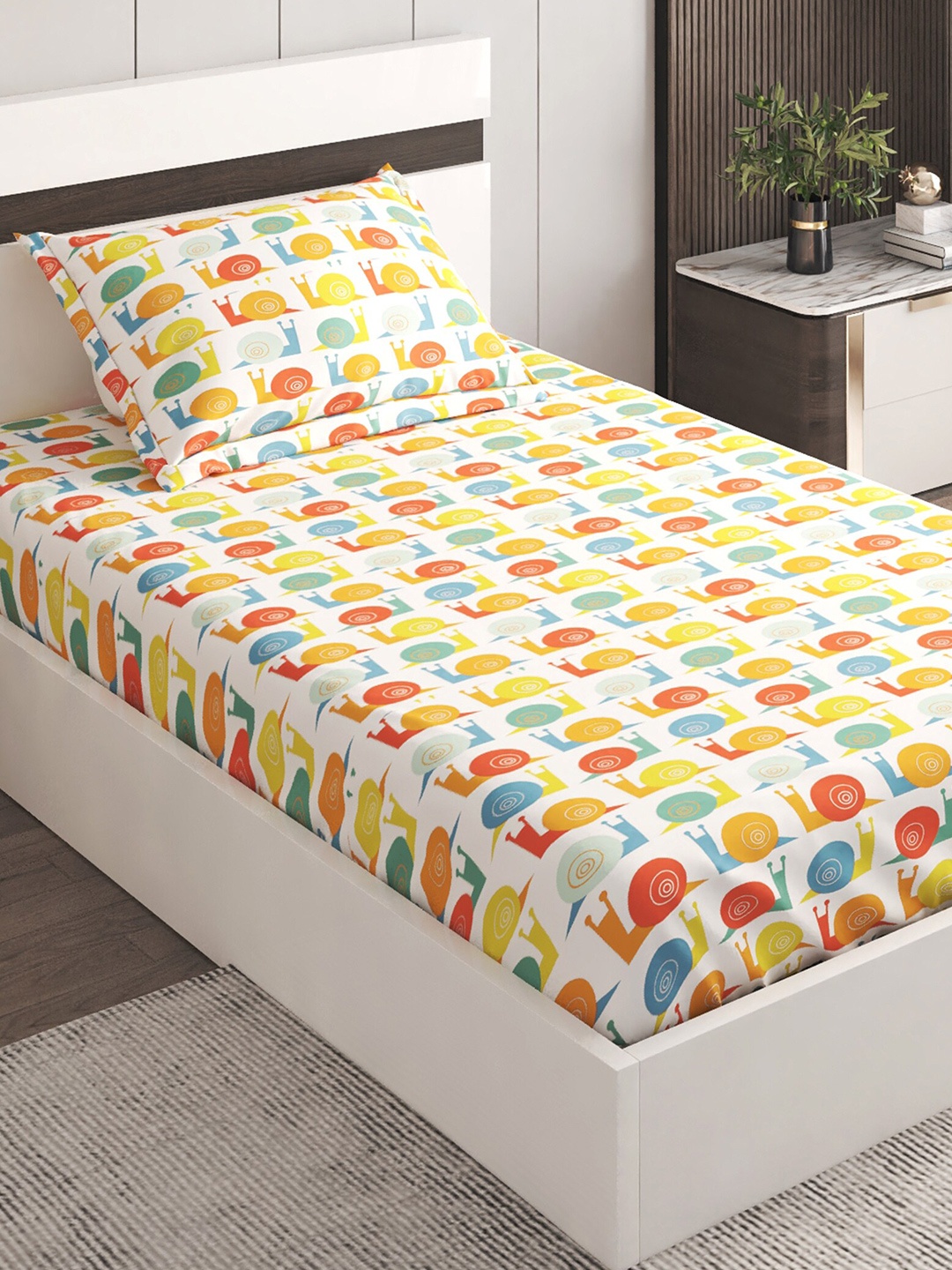 Home Centre Slate Yellow & Red Conversational 150 TC Cotton Single Bedsheet & Pillow Cover
Home Centre Slate Yellow & Red Conversational 150 TC Cotton Single Bedsheet & Pillow Cover