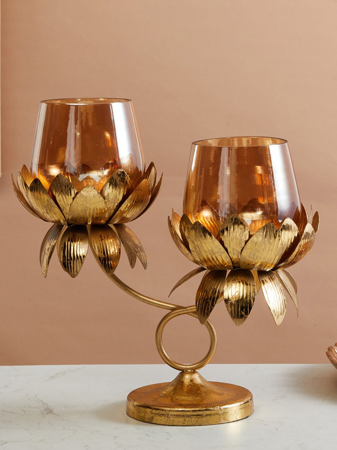 Home Centre Yellow 2Pieces Textured T-Light Holder With Metal Lotus Stand Candle Holder, Gold
Home Centre Yellow 2Pieces Textured T-Light Holder With Metal Lotus Stand Candle Holder, Gold