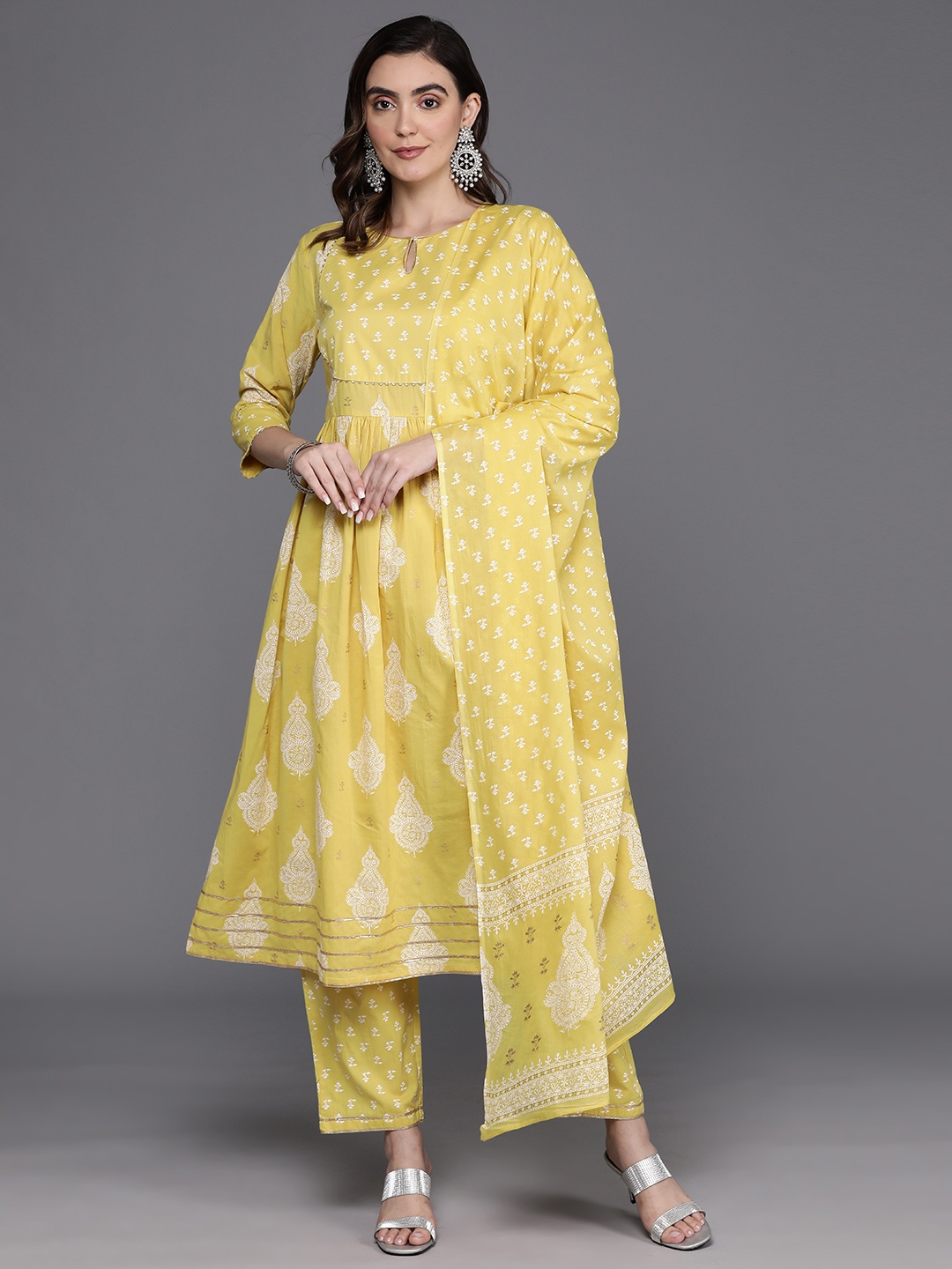 Indo Era Ethnic Motifs Printed A-Line Gotta Patti Cotton Kurta with Trousers & Dupatta, Yellow
Indo Era Ethnic Motifs Printed A-Line Gotta Patti Cotton Kurta with Trousers & Dupatta, Yellow