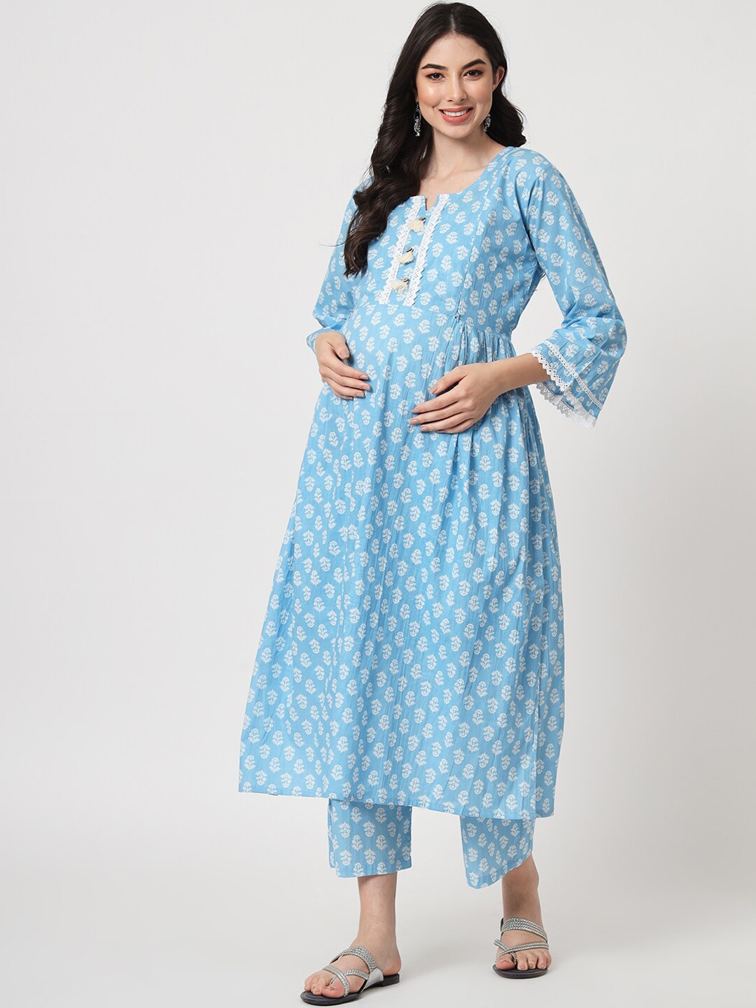 Aujjessa Maternity Floral Printed Lace Detail A-Line Pure Cotton Kurta with Palazzos, Blue
Aujjessa Maternity Floral Printed Lace Detail A-Line Pure Cotton Kurta with Palazzos, Blue
